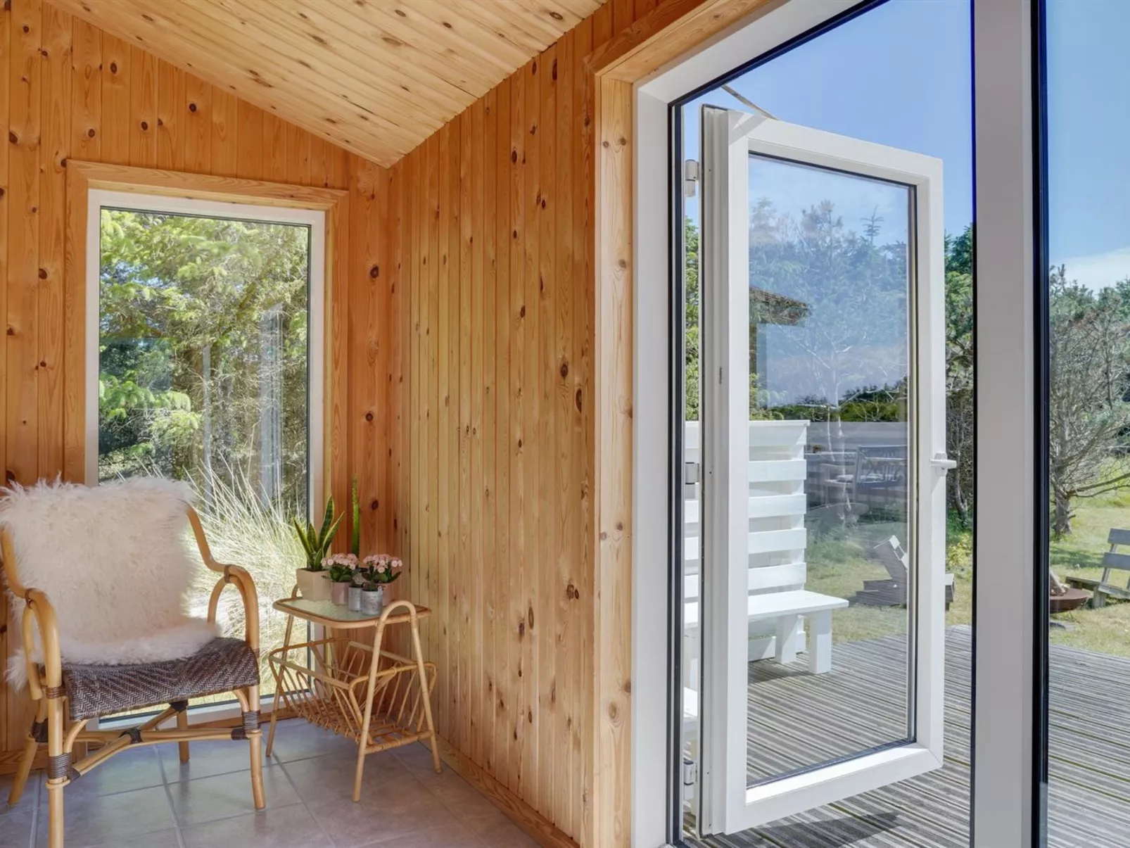 "Kanerva" - 350m from the sea-Inside