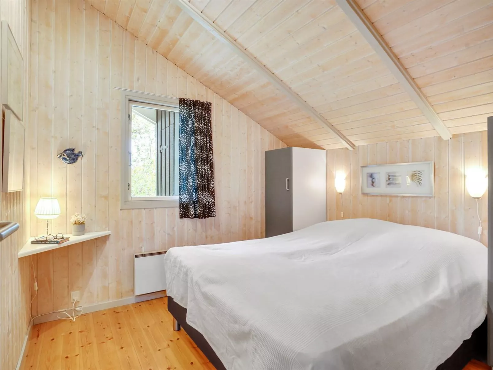 "Hithin" - 800m from the sea-Inside