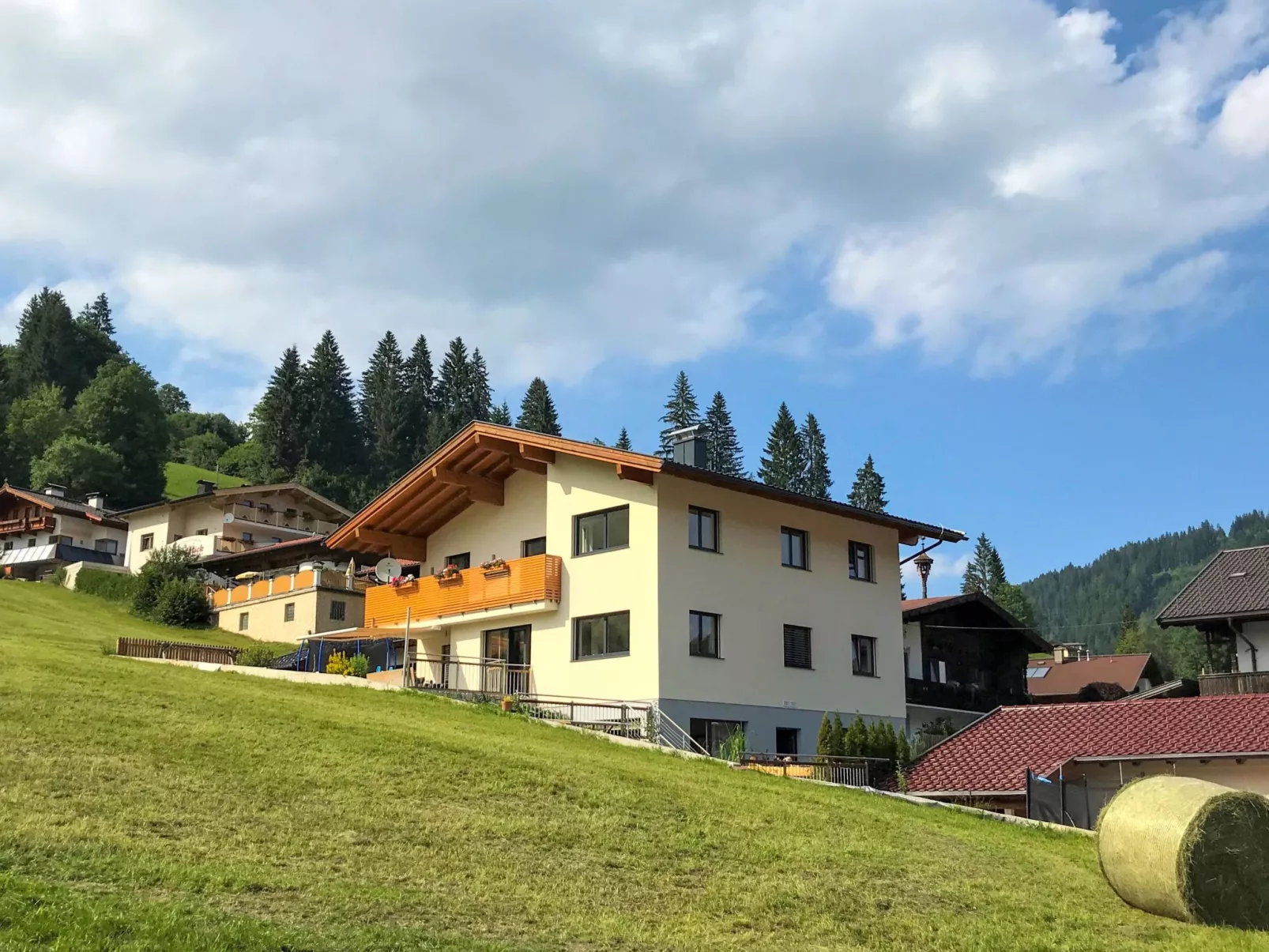 Sonnseit Living-Draußen