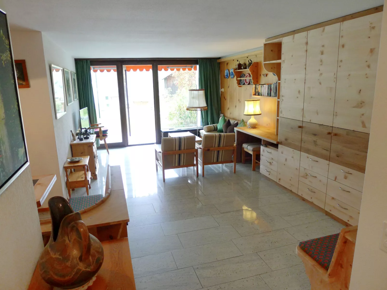Apt B 014-Inside