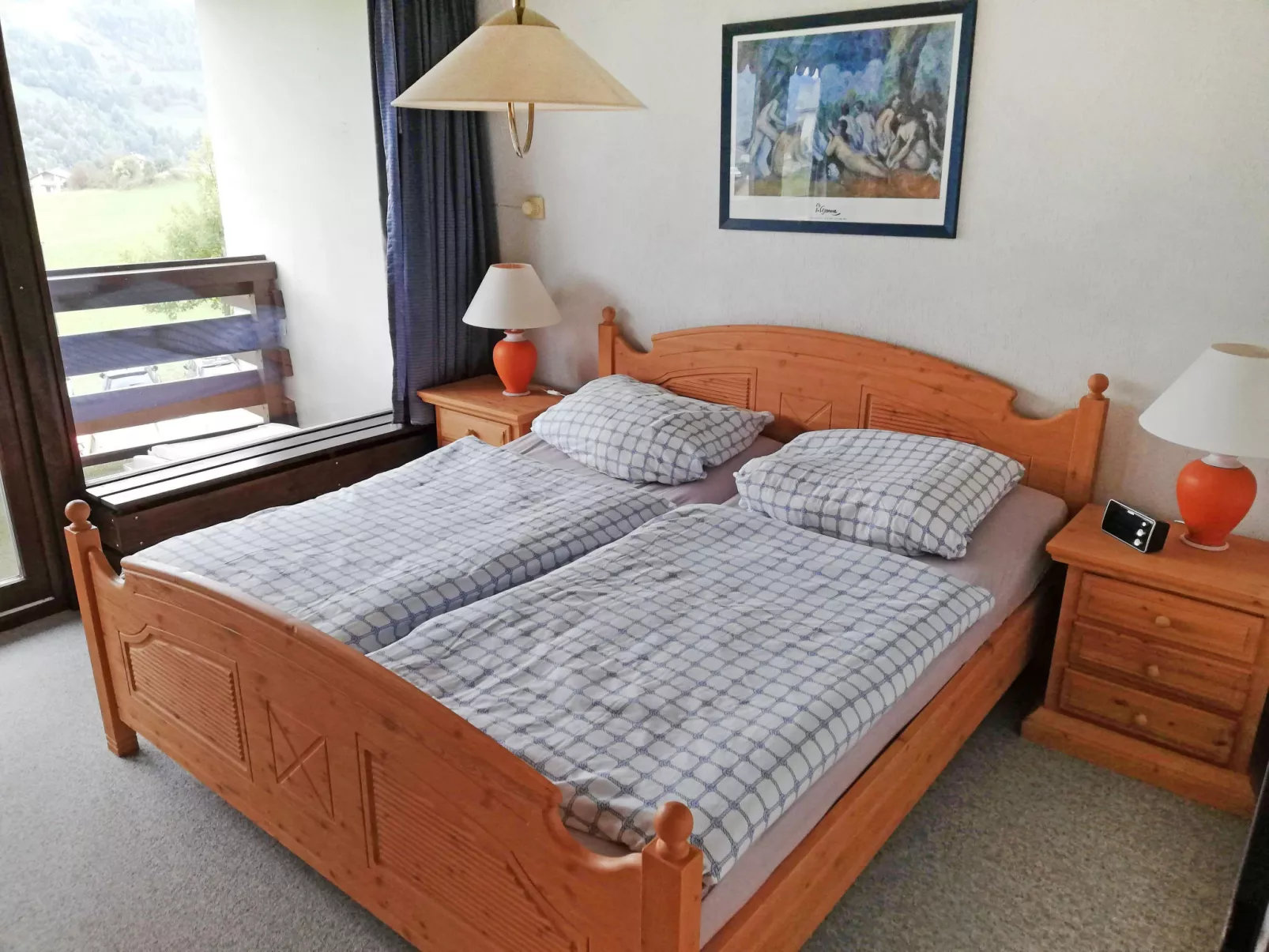 Apt B 032-Inside