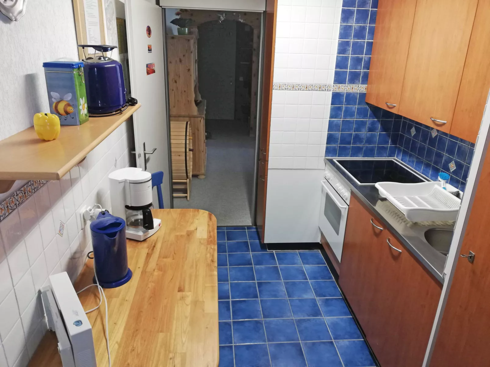 Apt B 032-Inside
