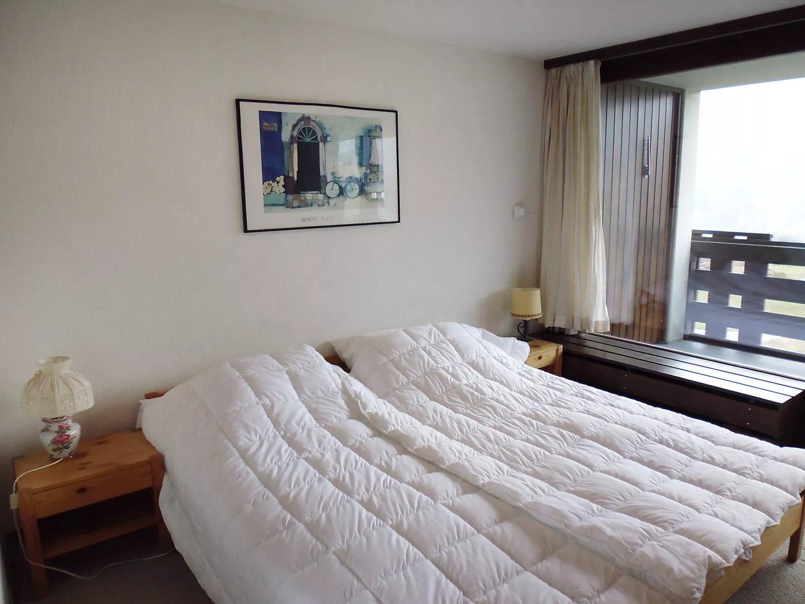 Apt C 033-Inside