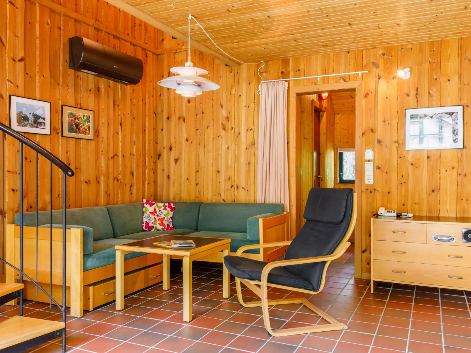 Átrium 5 fős-Drinnen