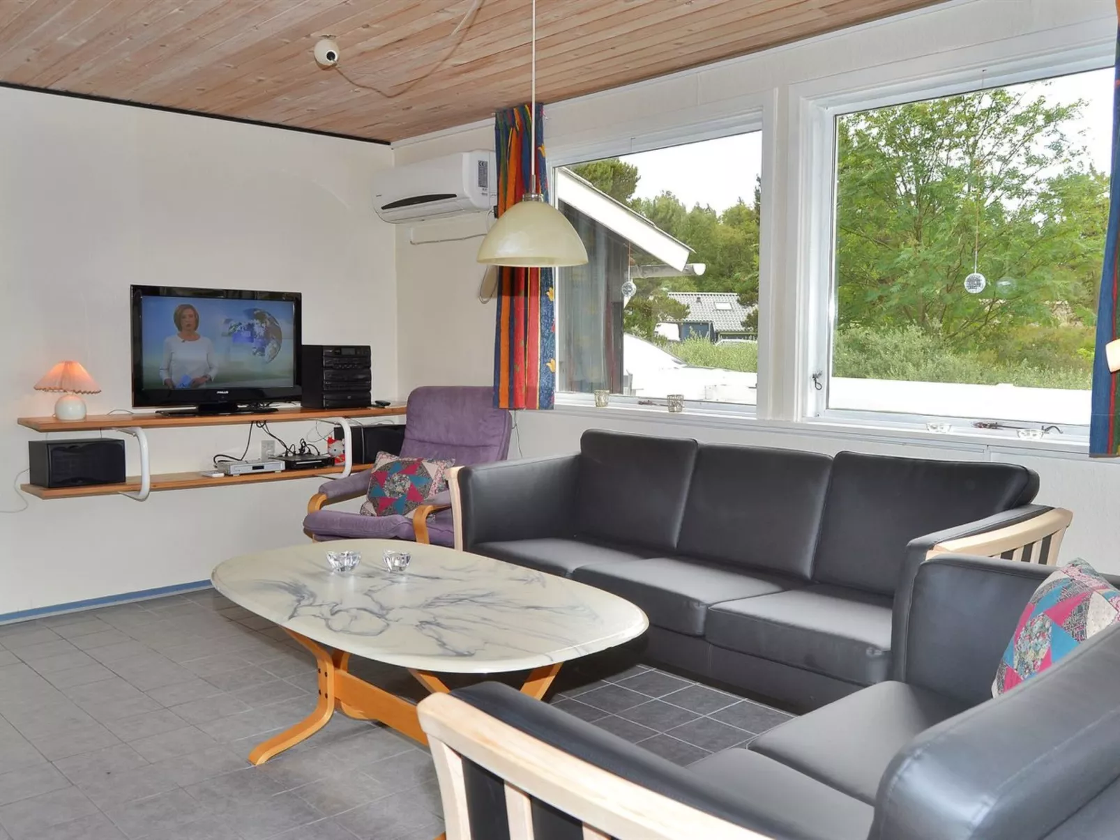 "Inga" - 1.3km from the sea-Inside
