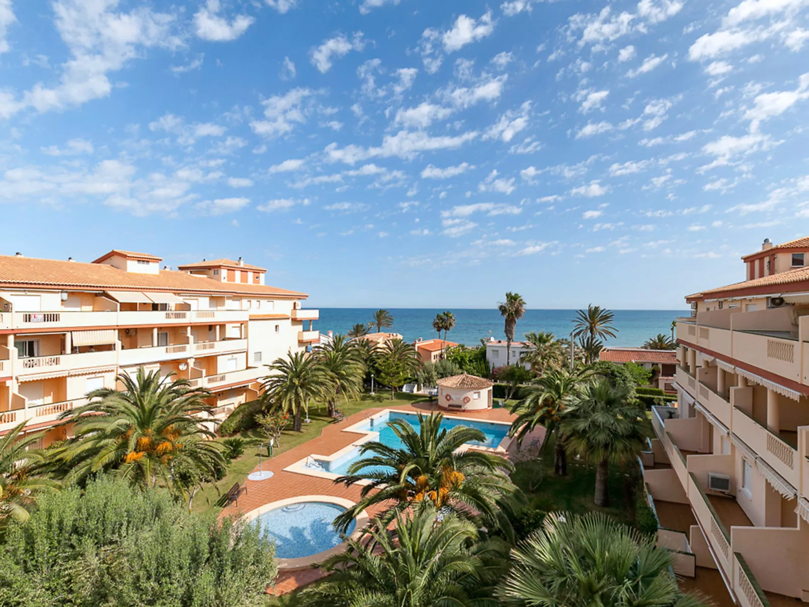 La Marina-Dehors