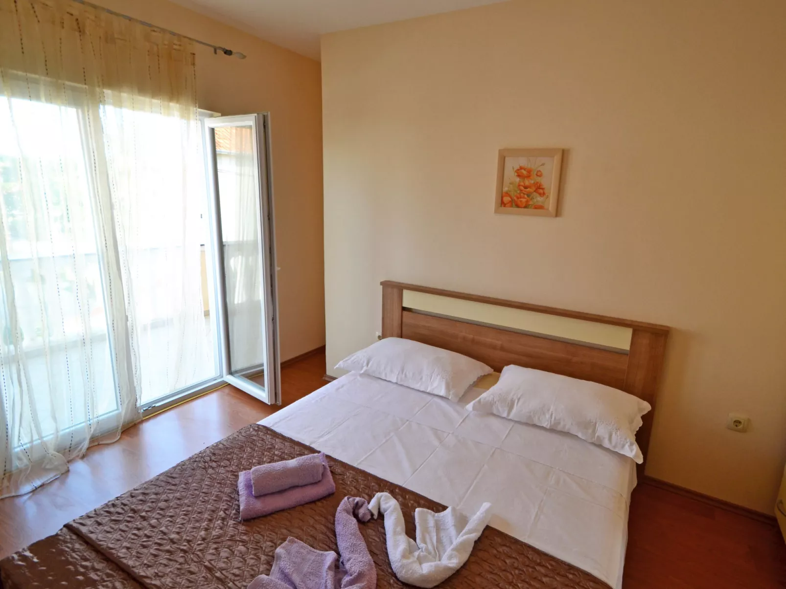 Dević-Inside