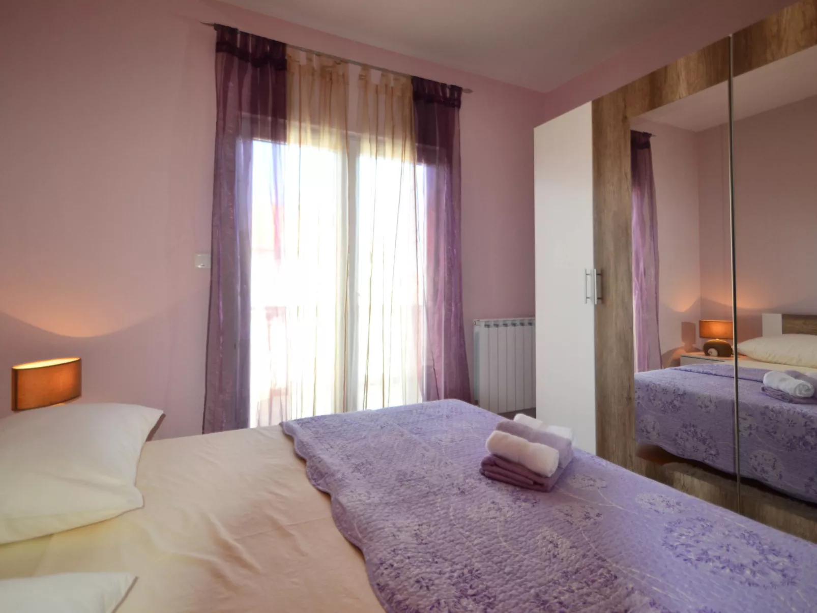 Dević-Inside