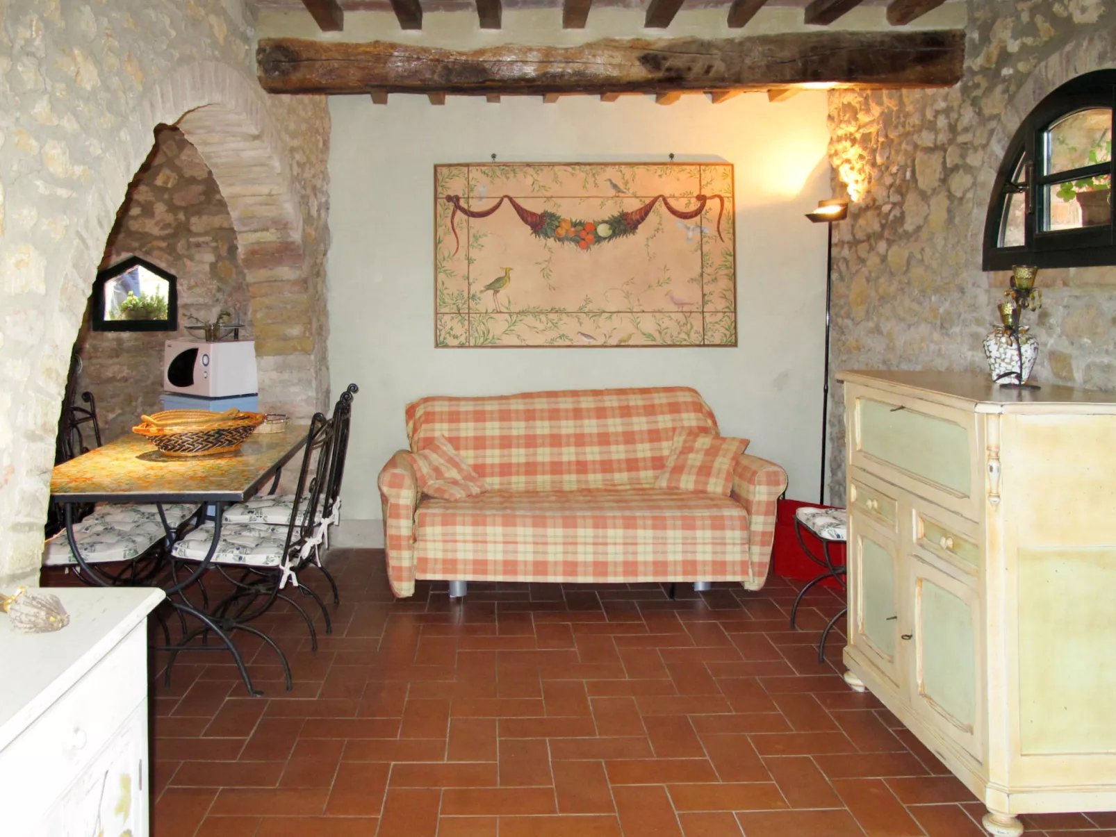 Santa Enerichetta-Inside