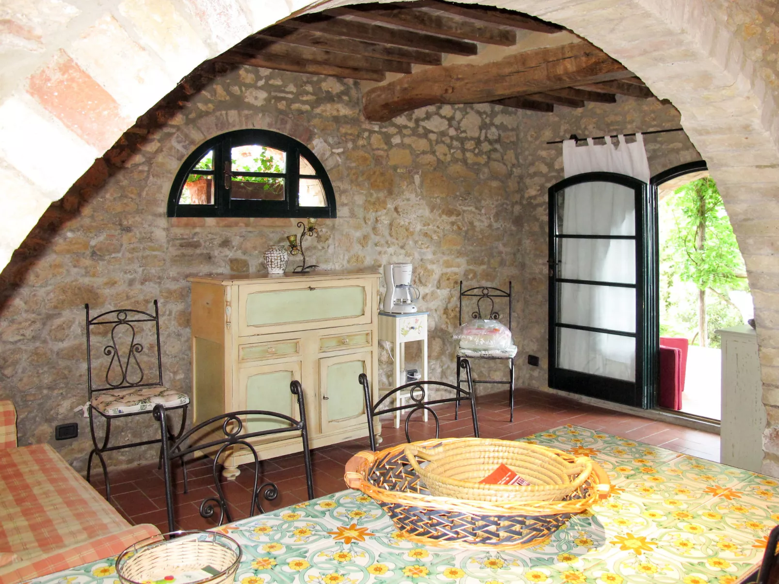 Santa Enerichetta-Inside
