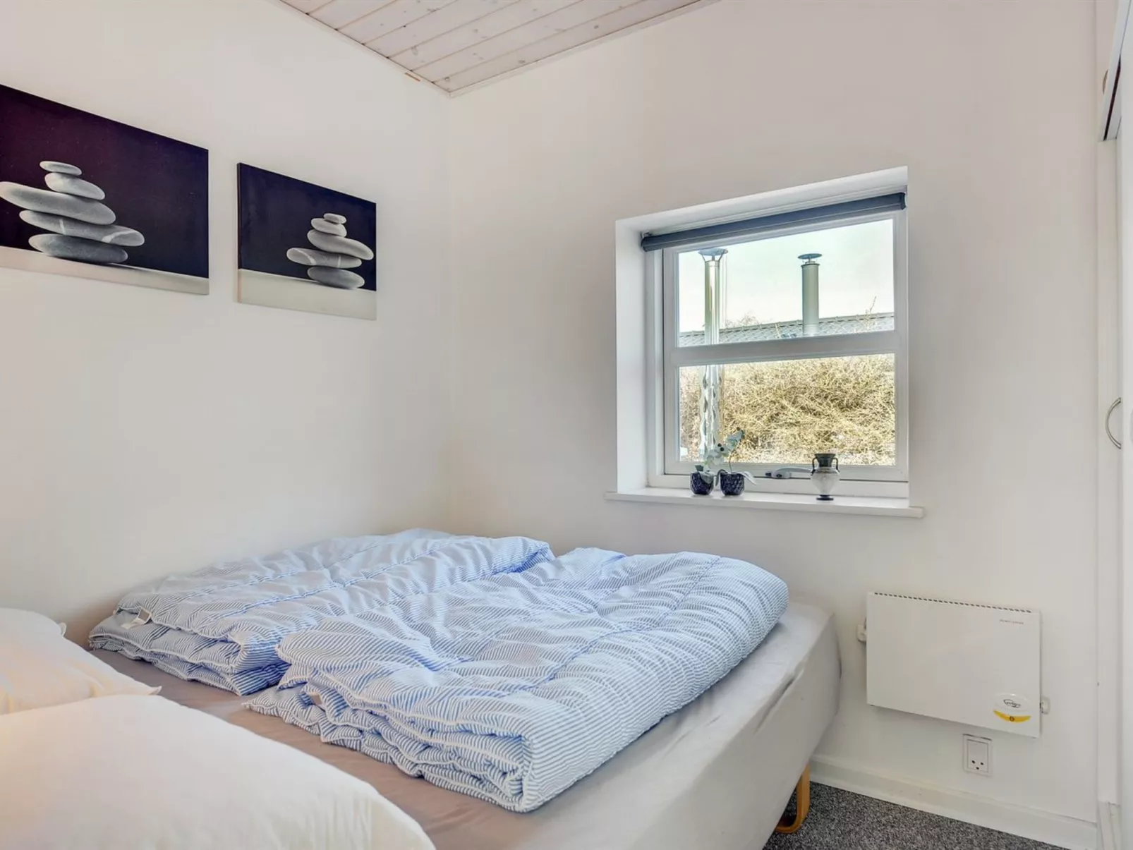 "Skak" - 100m from the sea-Inside