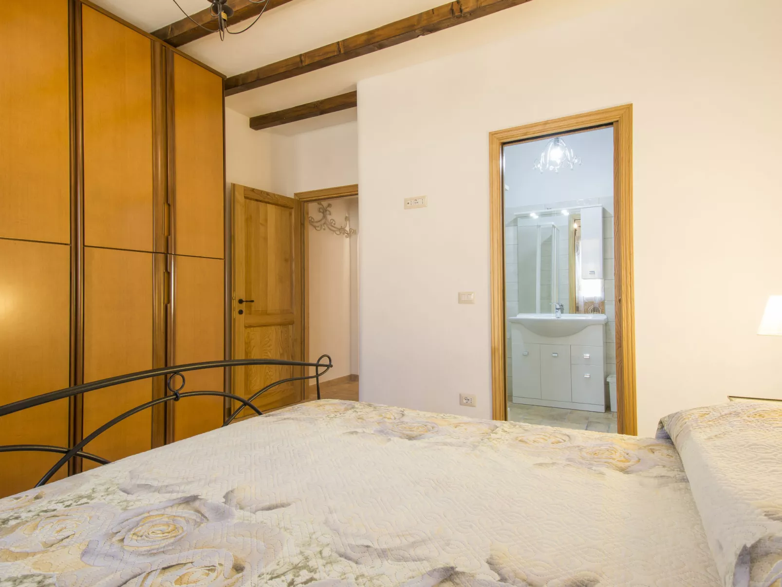 Podere Sant'Elisa-Inside