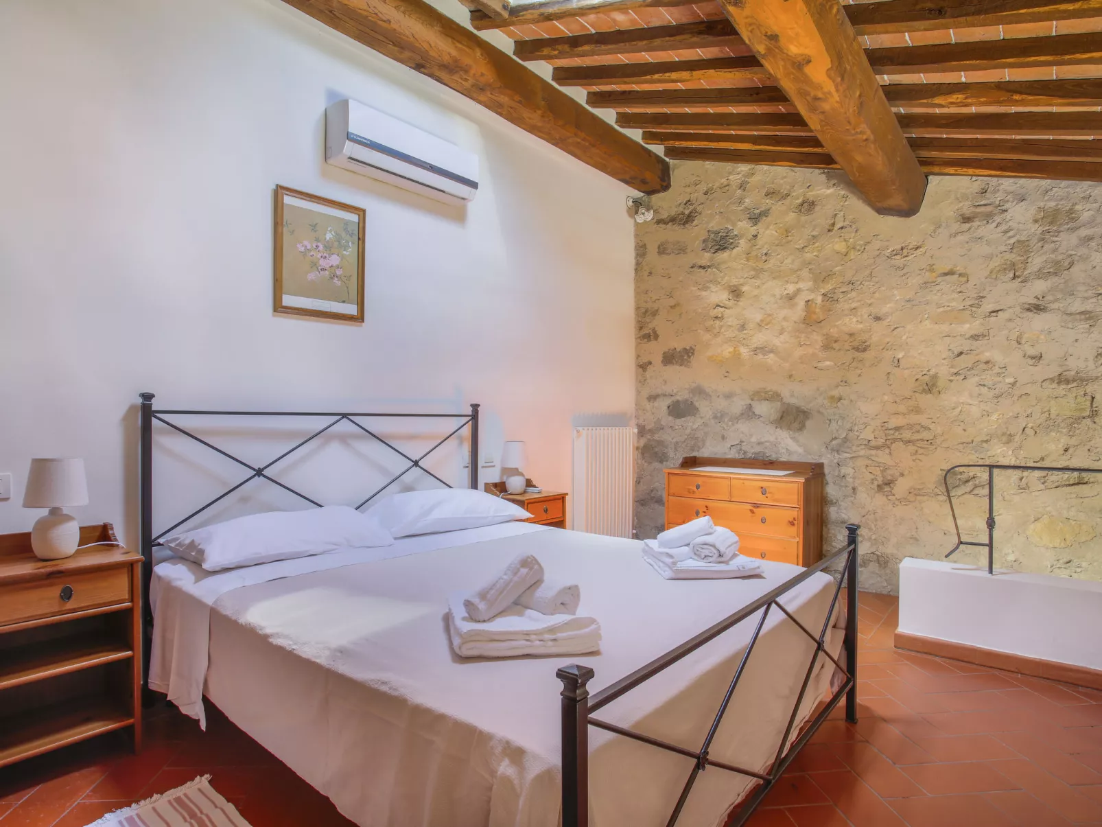 I Cipressi-Inside