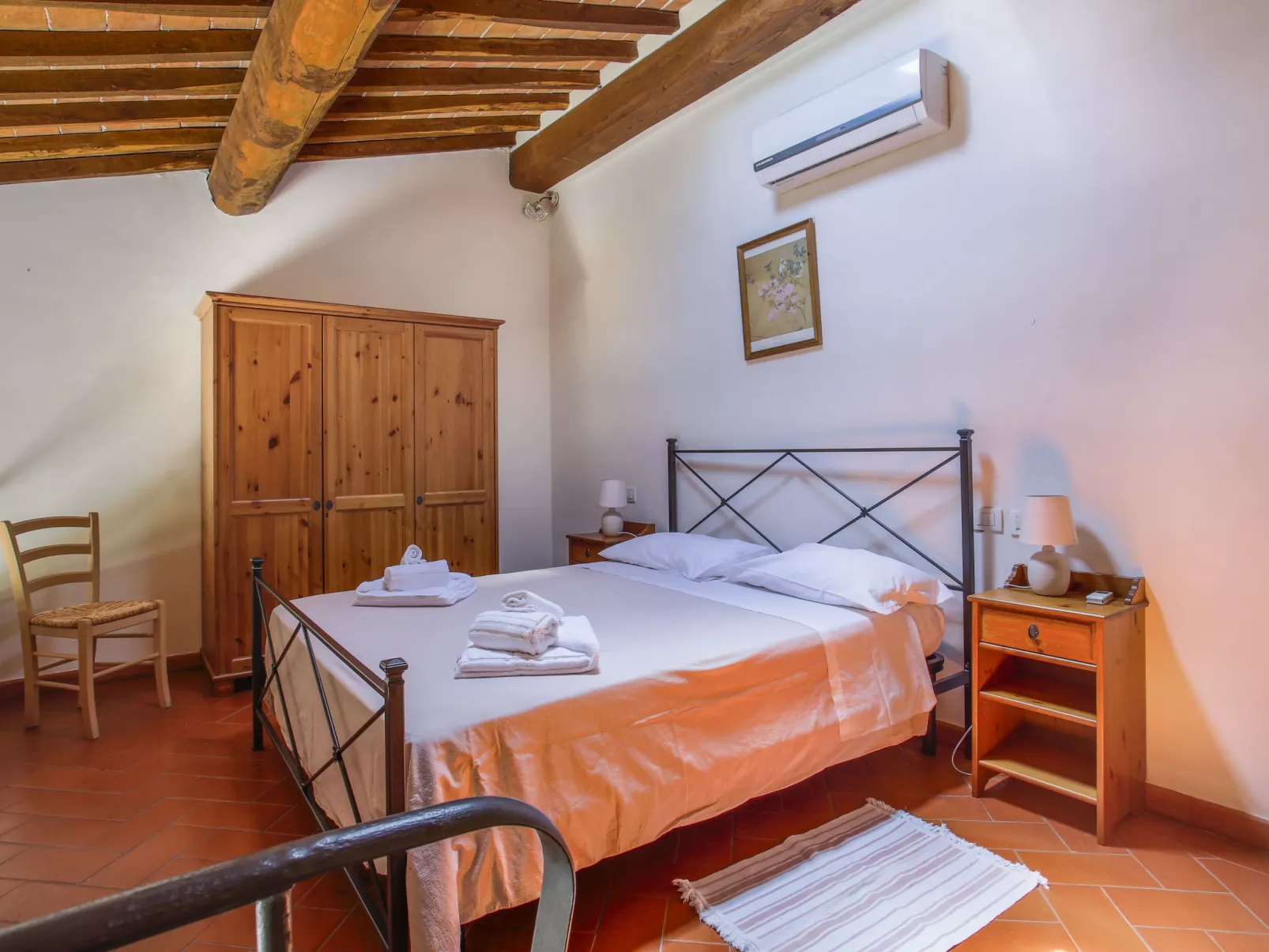 I Cipressi-Inside