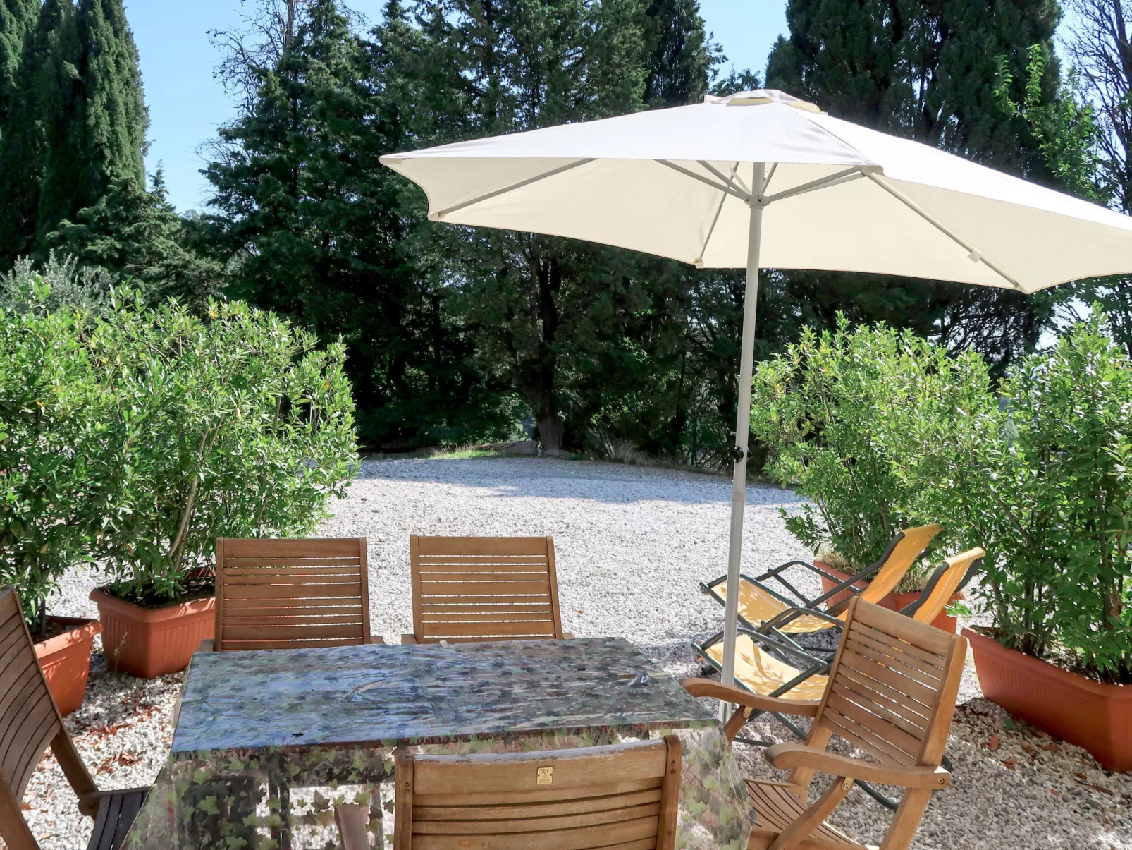 I Cipressi-Outside