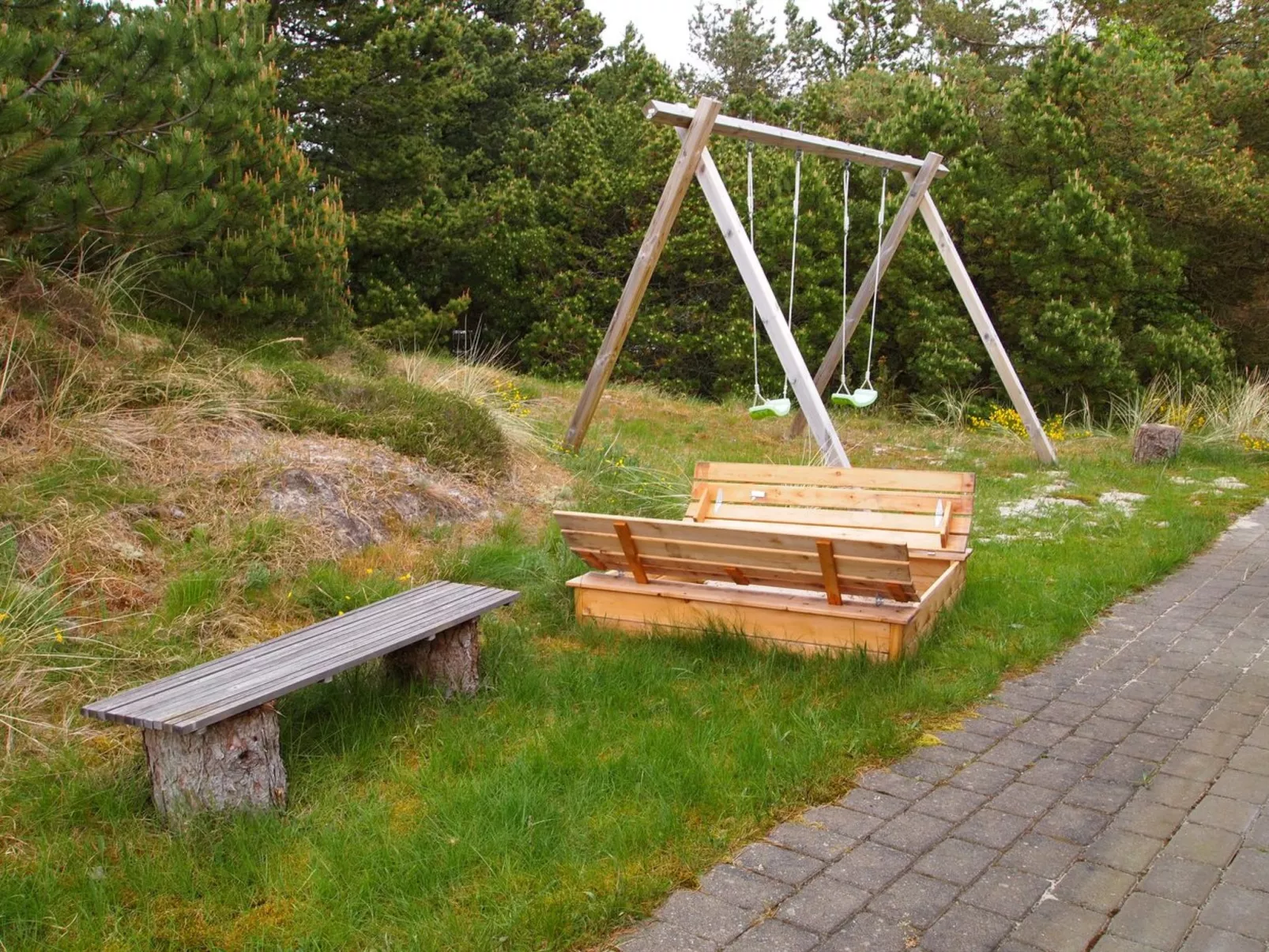 "Thormar" - 1.5km from the sea-Outside