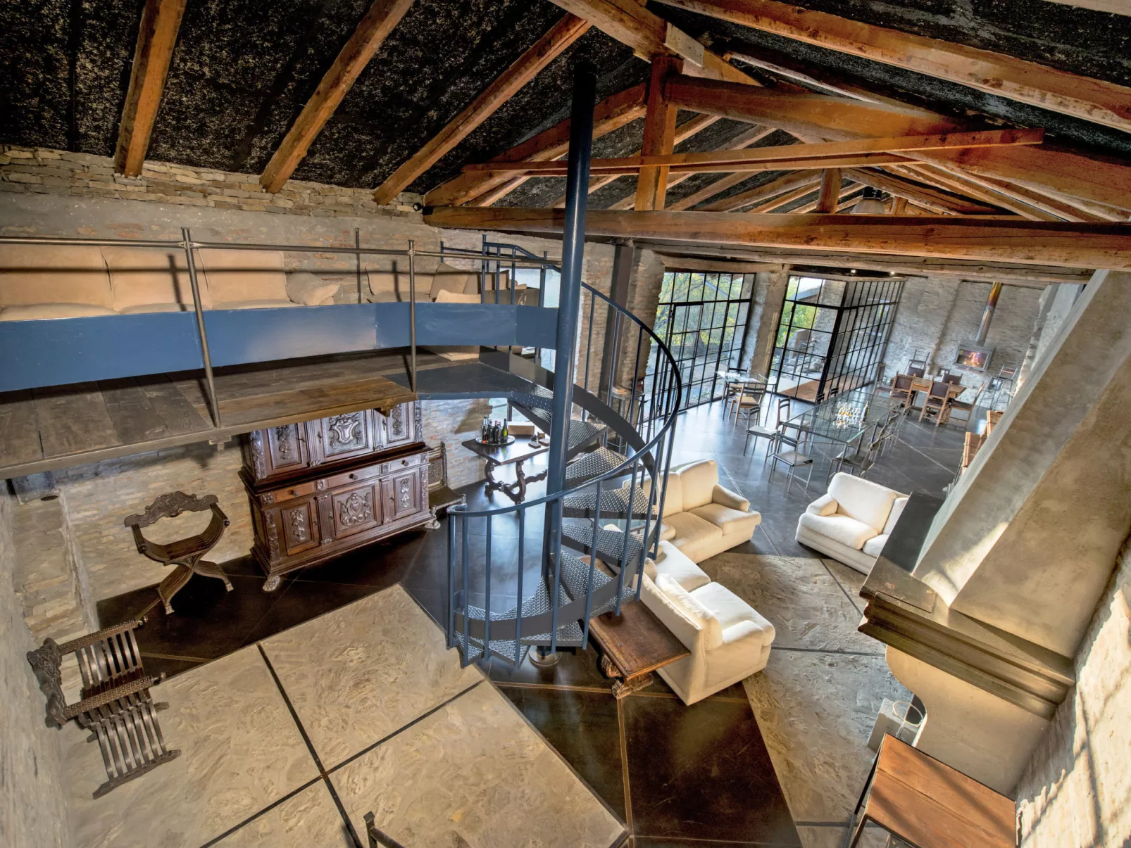 Borgo del Riondino-Inside