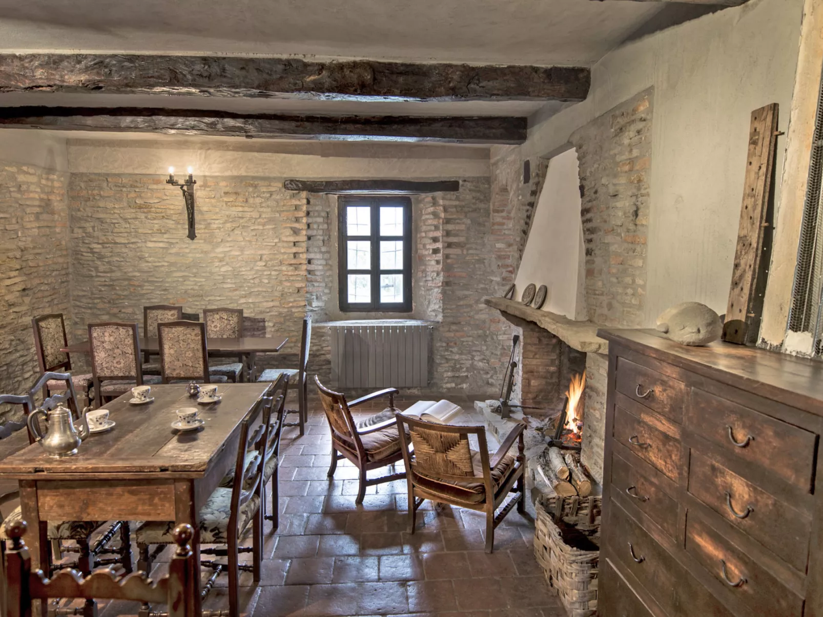 Borgo del Riondino-Inside