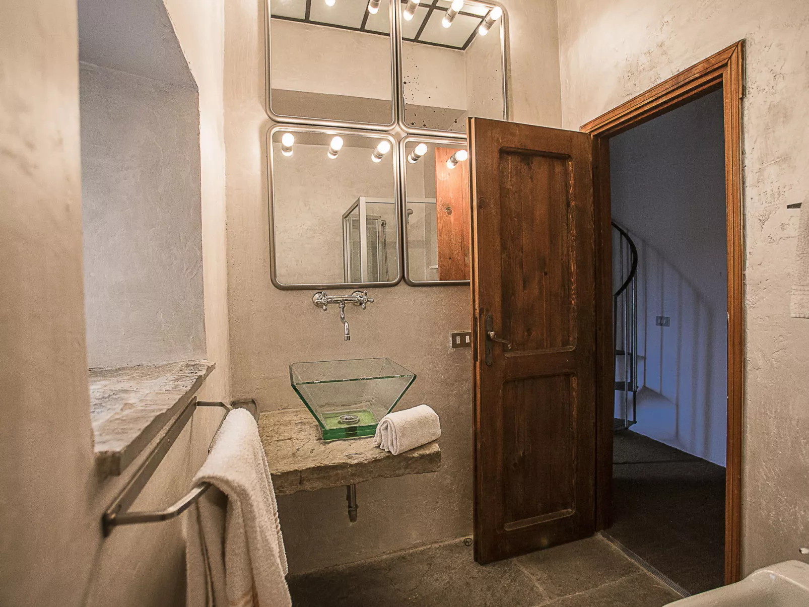 Borgo del Riondino-Inside