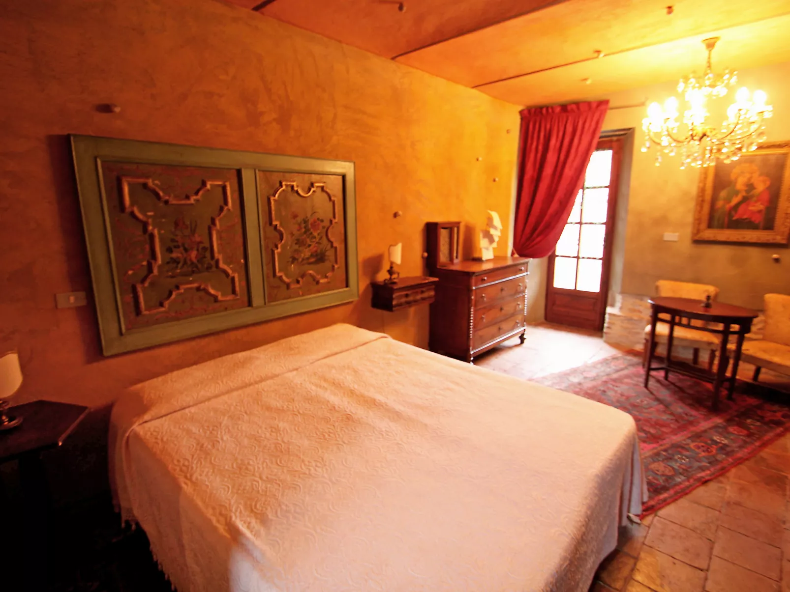 Borgo del Riondino-Inside