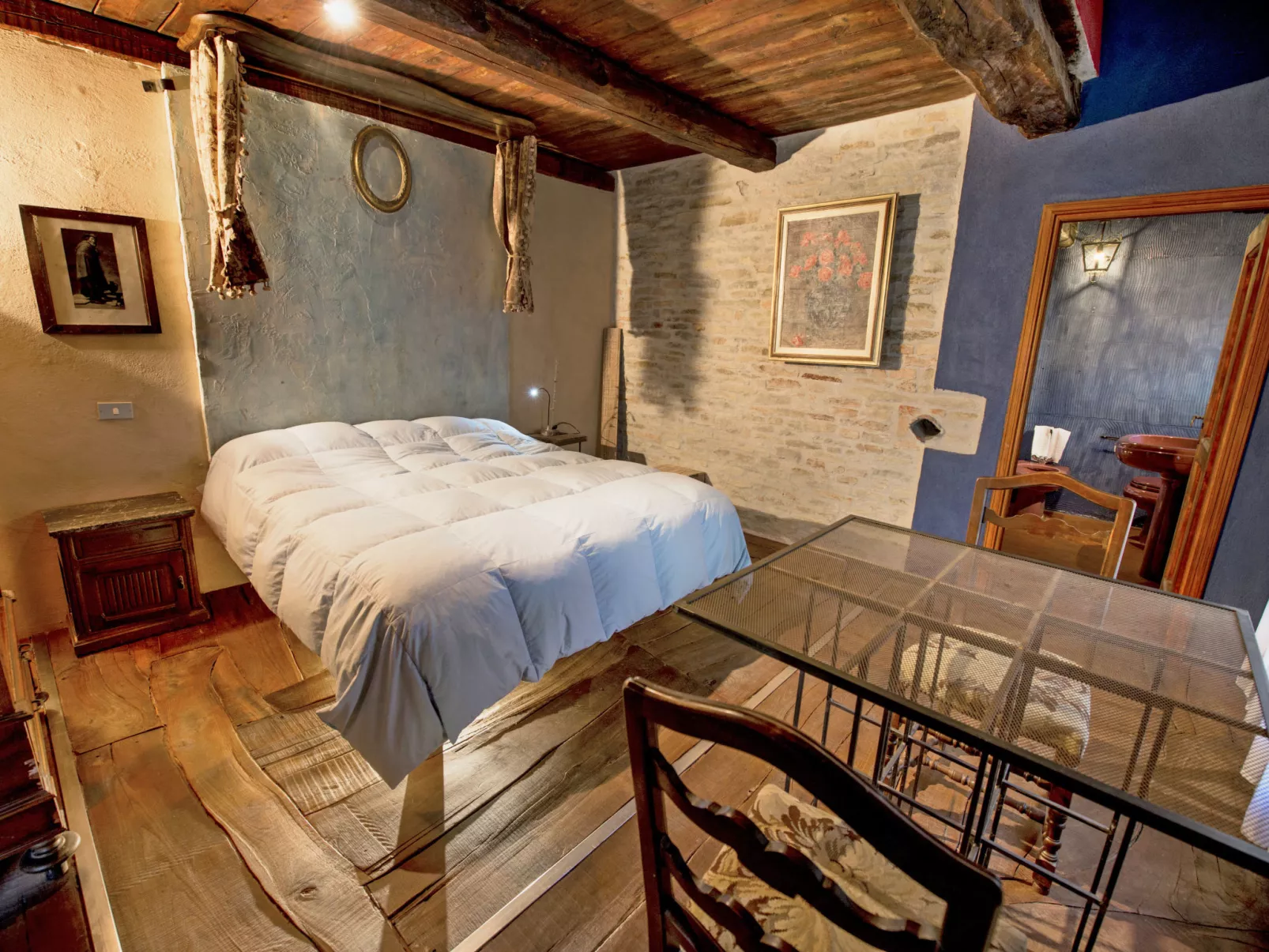 Borgo del Riondino-Inside