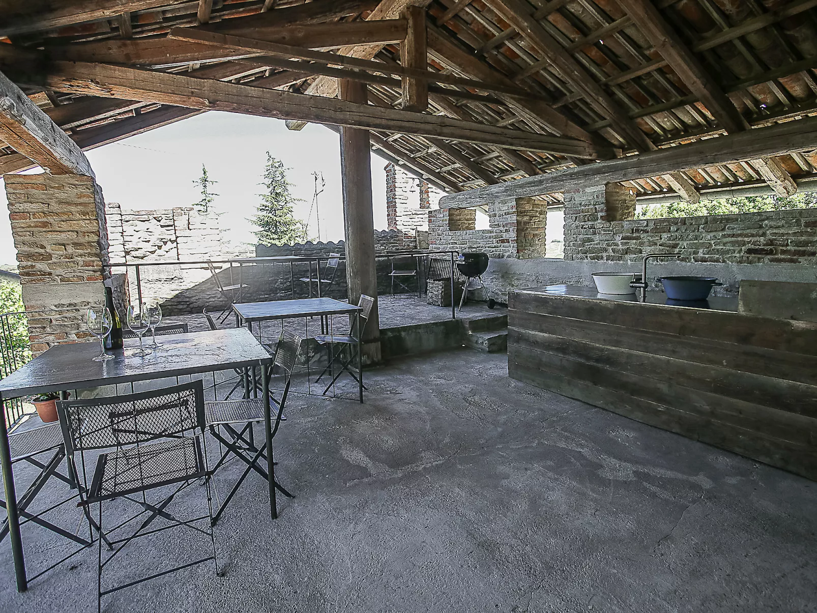 Borgo del Riondino-Outside