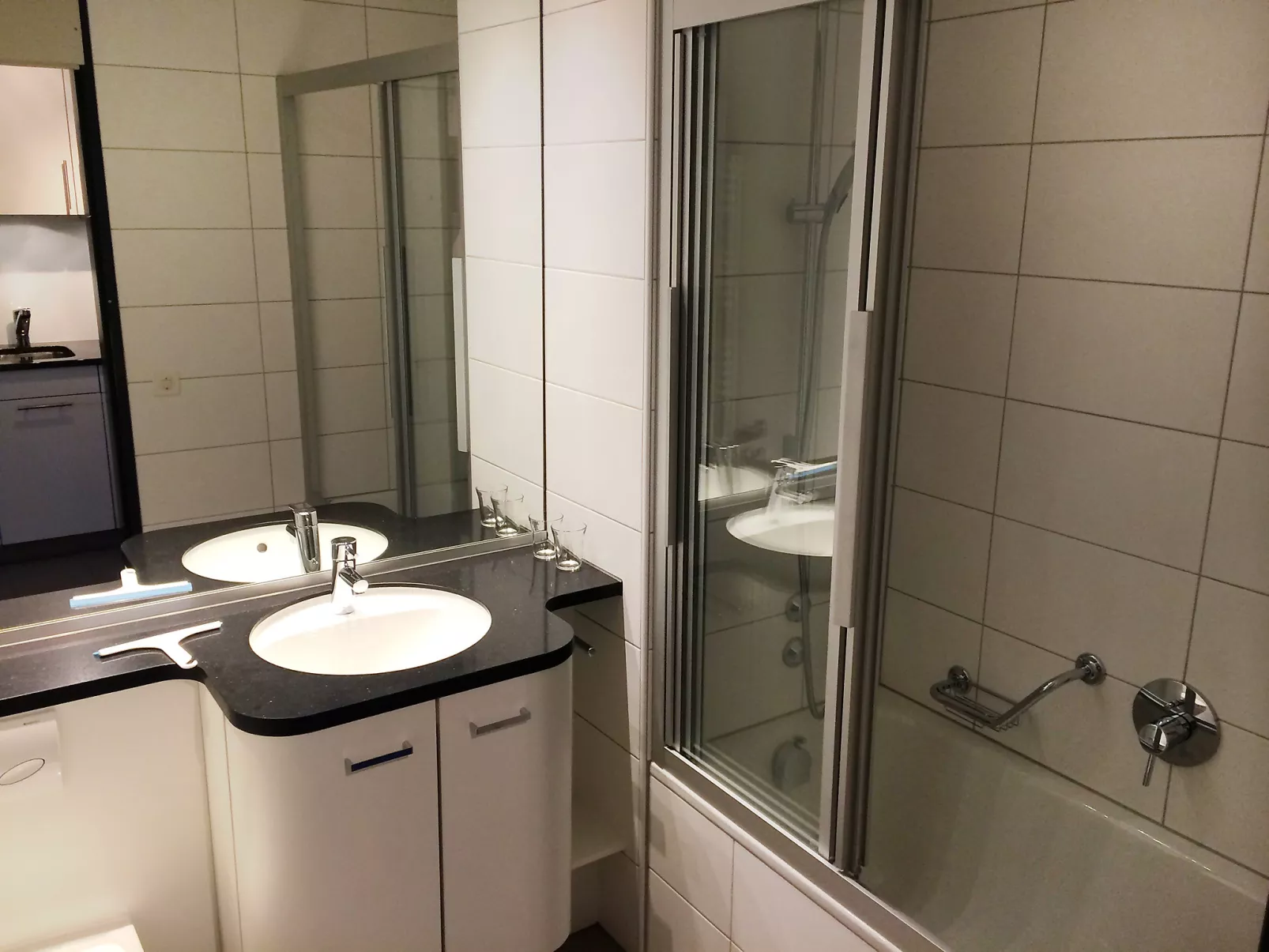Apt C 031 - Inside