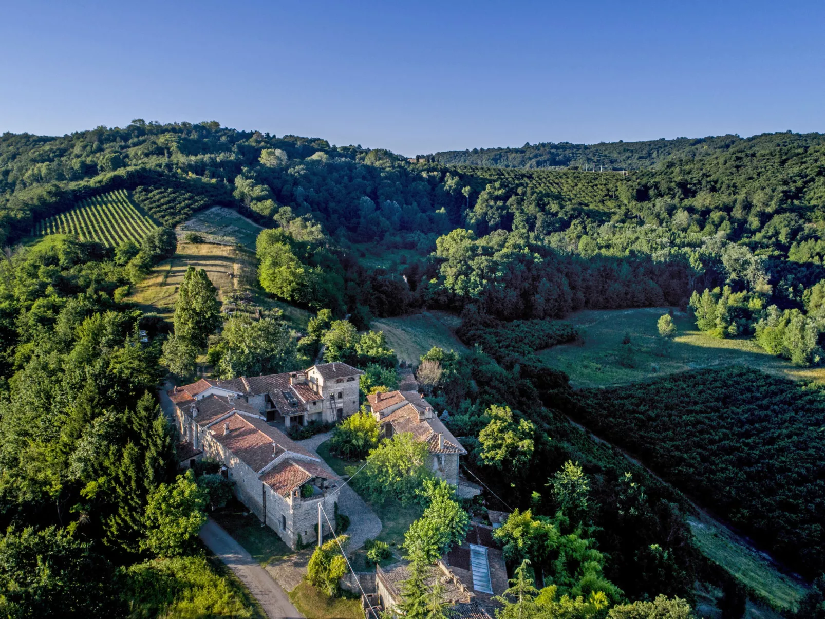 Borgo del Riondino-Outside