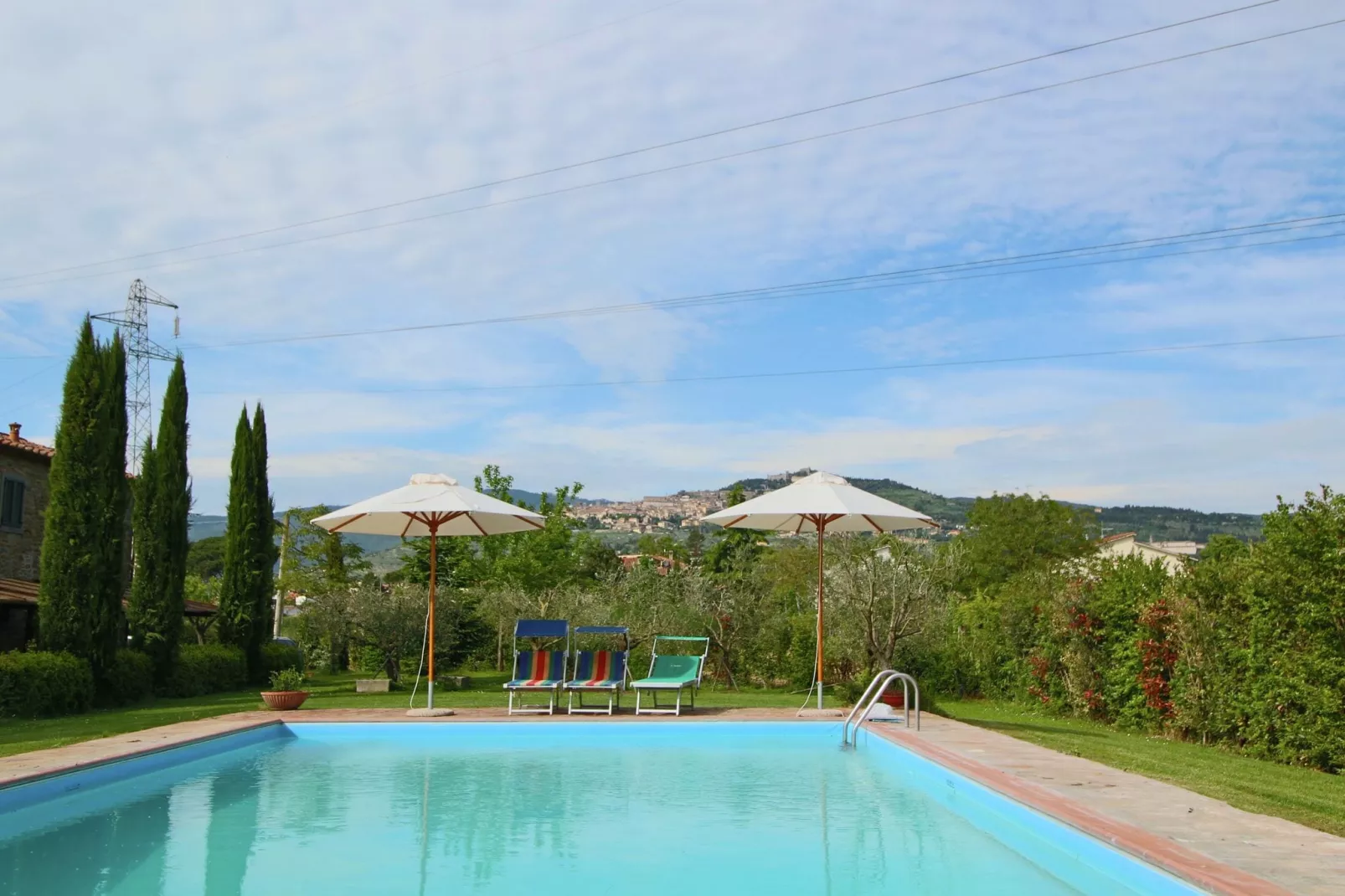Melograno-Pool