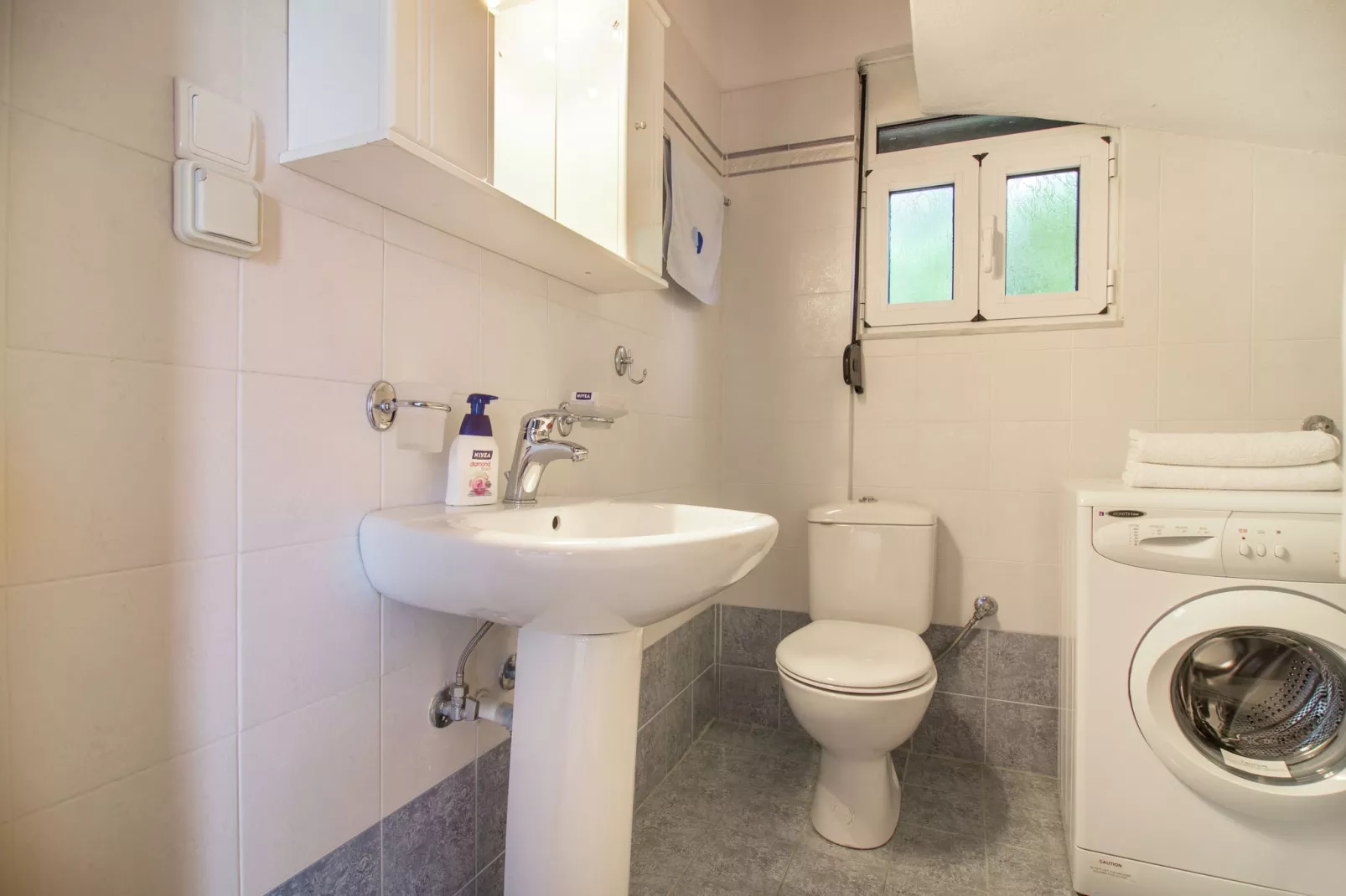 Villa Anemos-Salle de bain