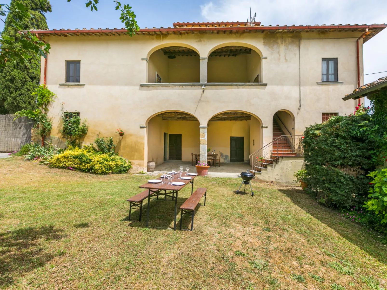 Buca dei Merli-Outside