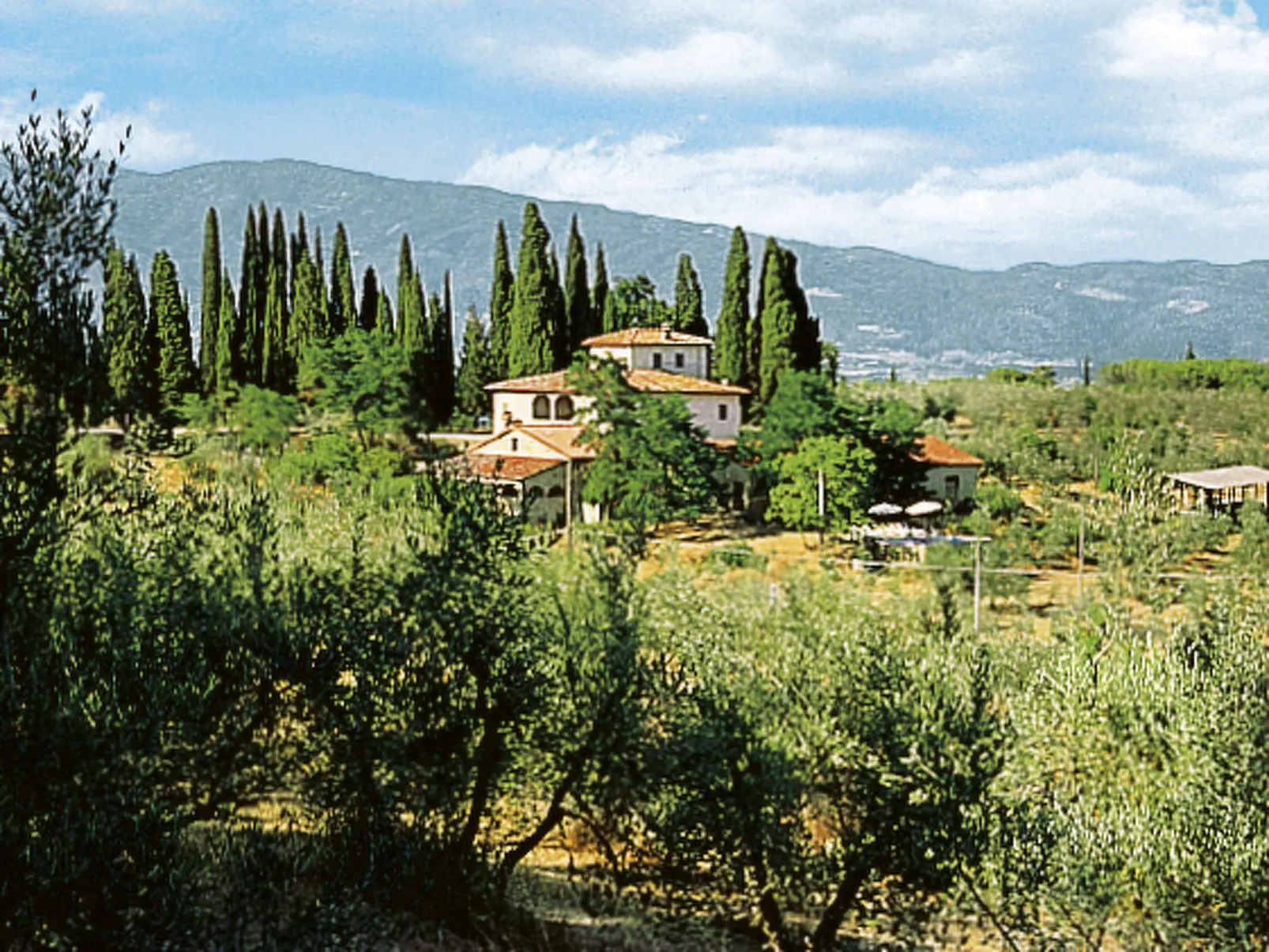 Buca dei Merli-Outside