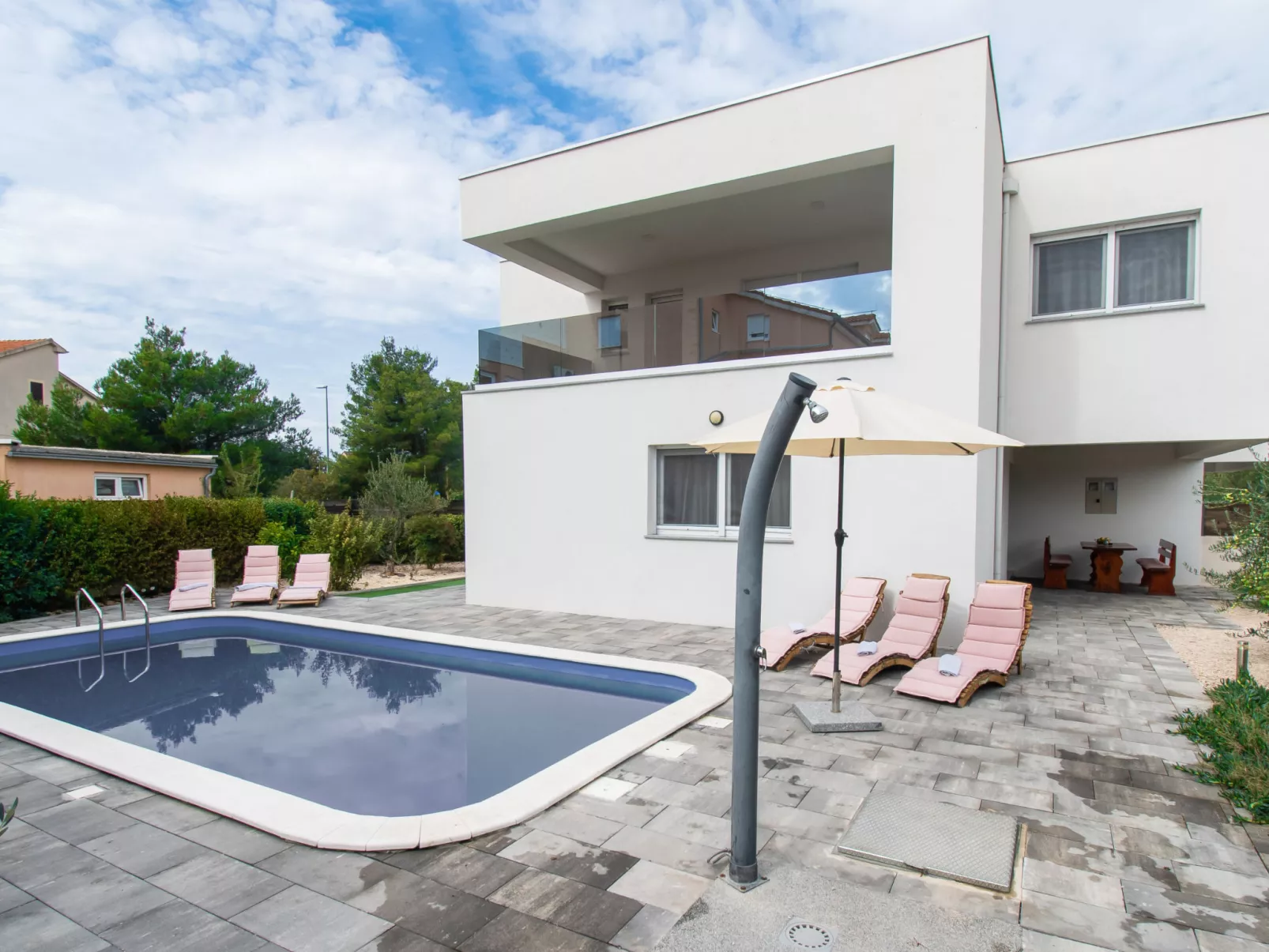 Villa Nika-Draußen