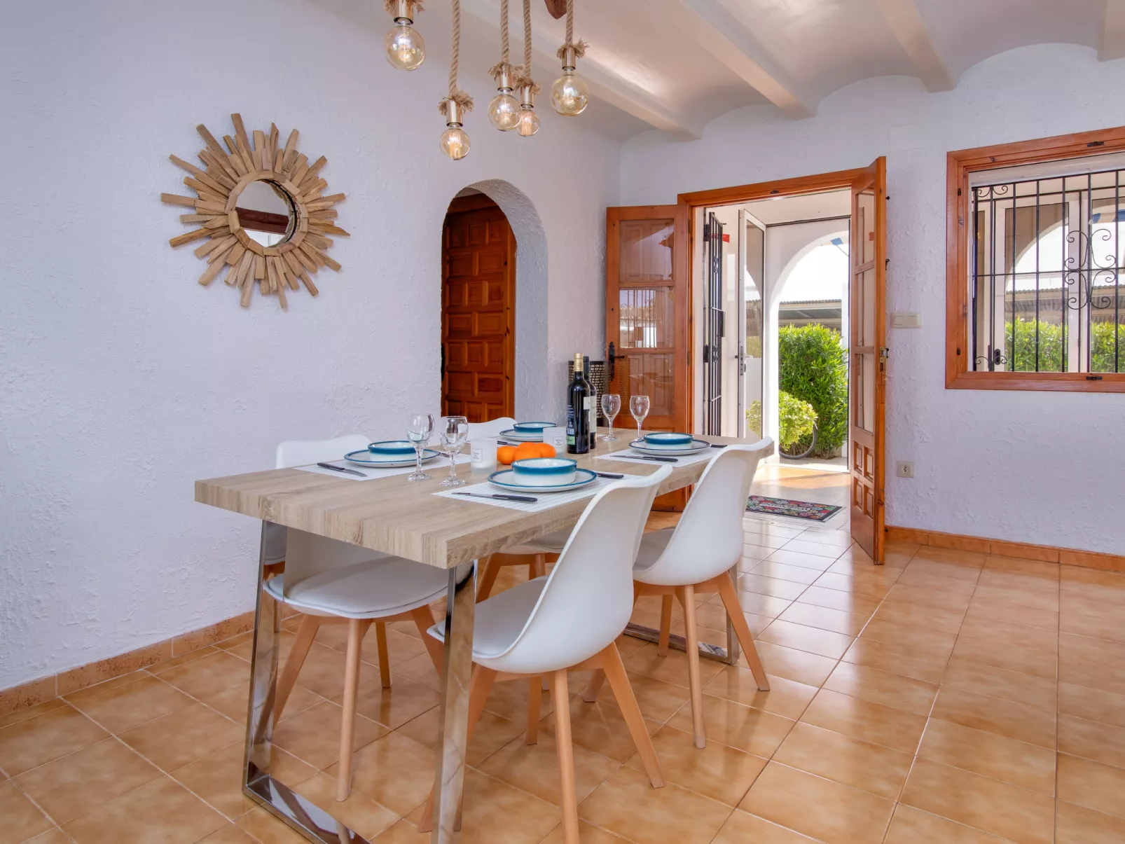 Pueblo Andaluz-Inside