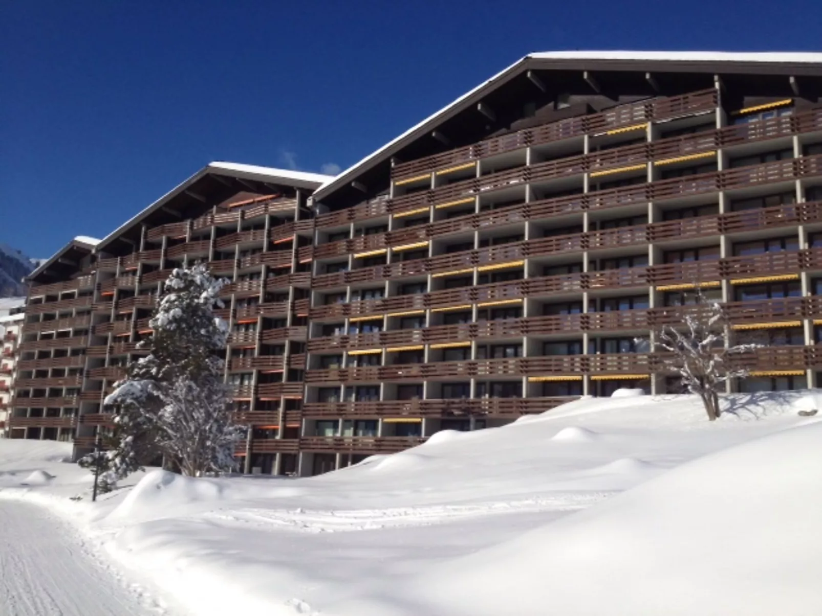 Apt A 086 - Outside