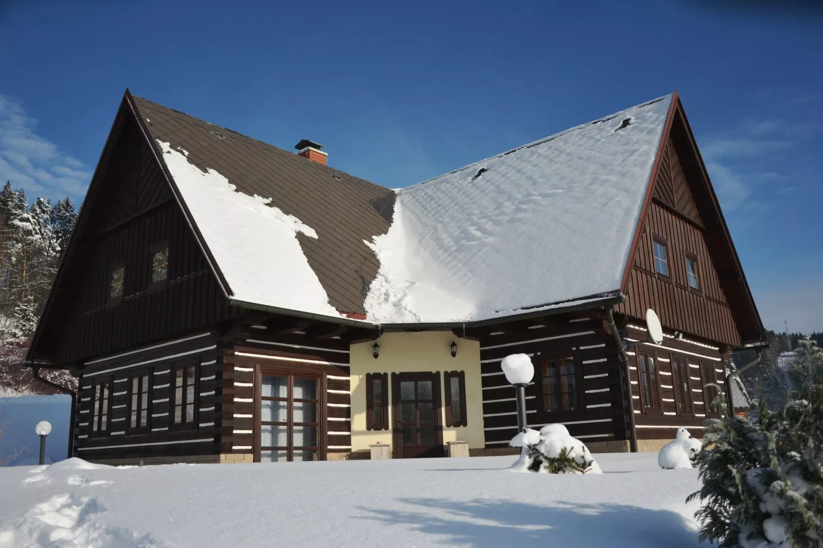 Dana-Exterior winter