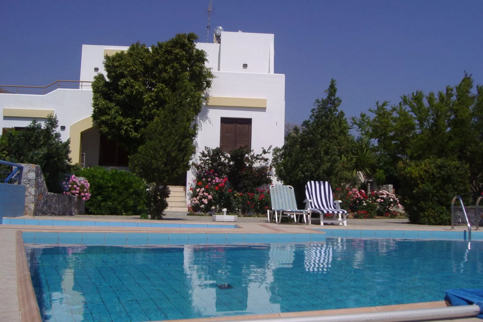 Villa Thymari-Exterior summer