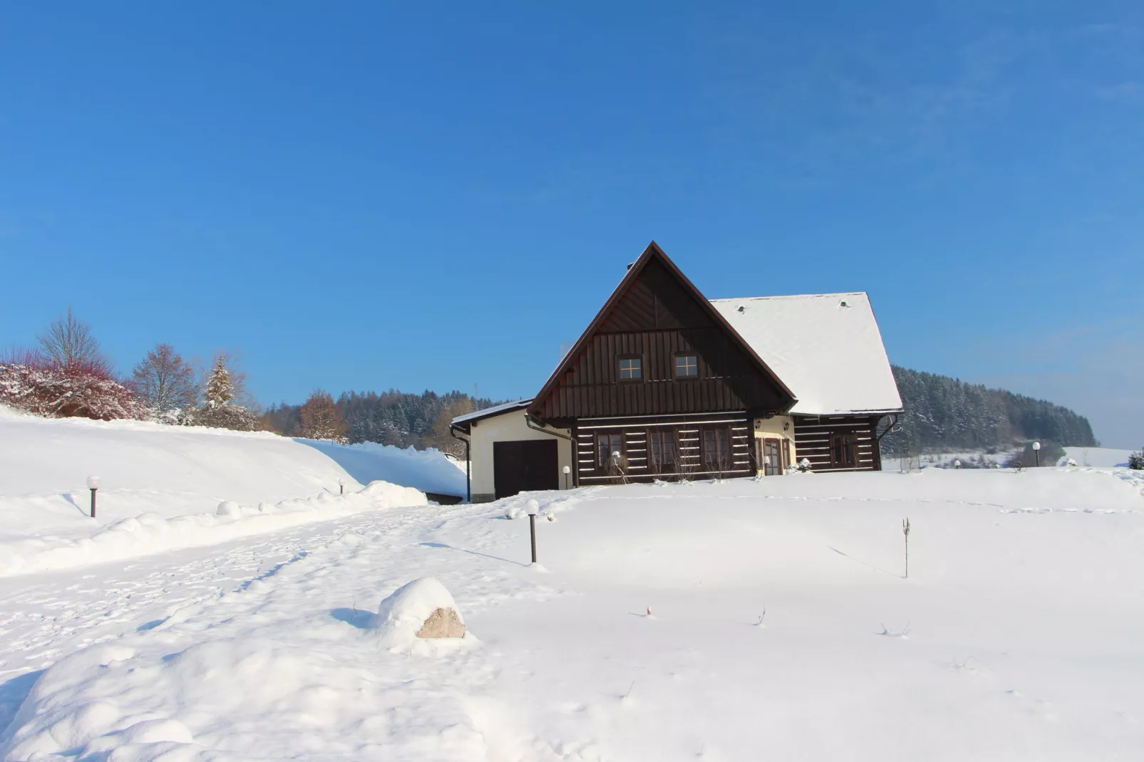Dana-Exterior winter