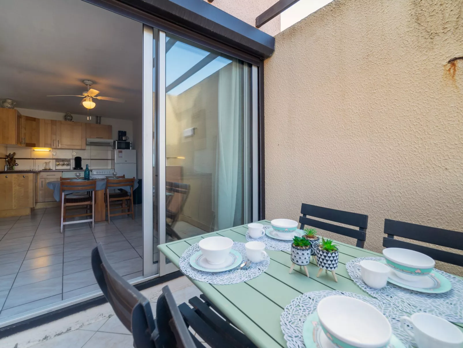 Front de Mer-Outside