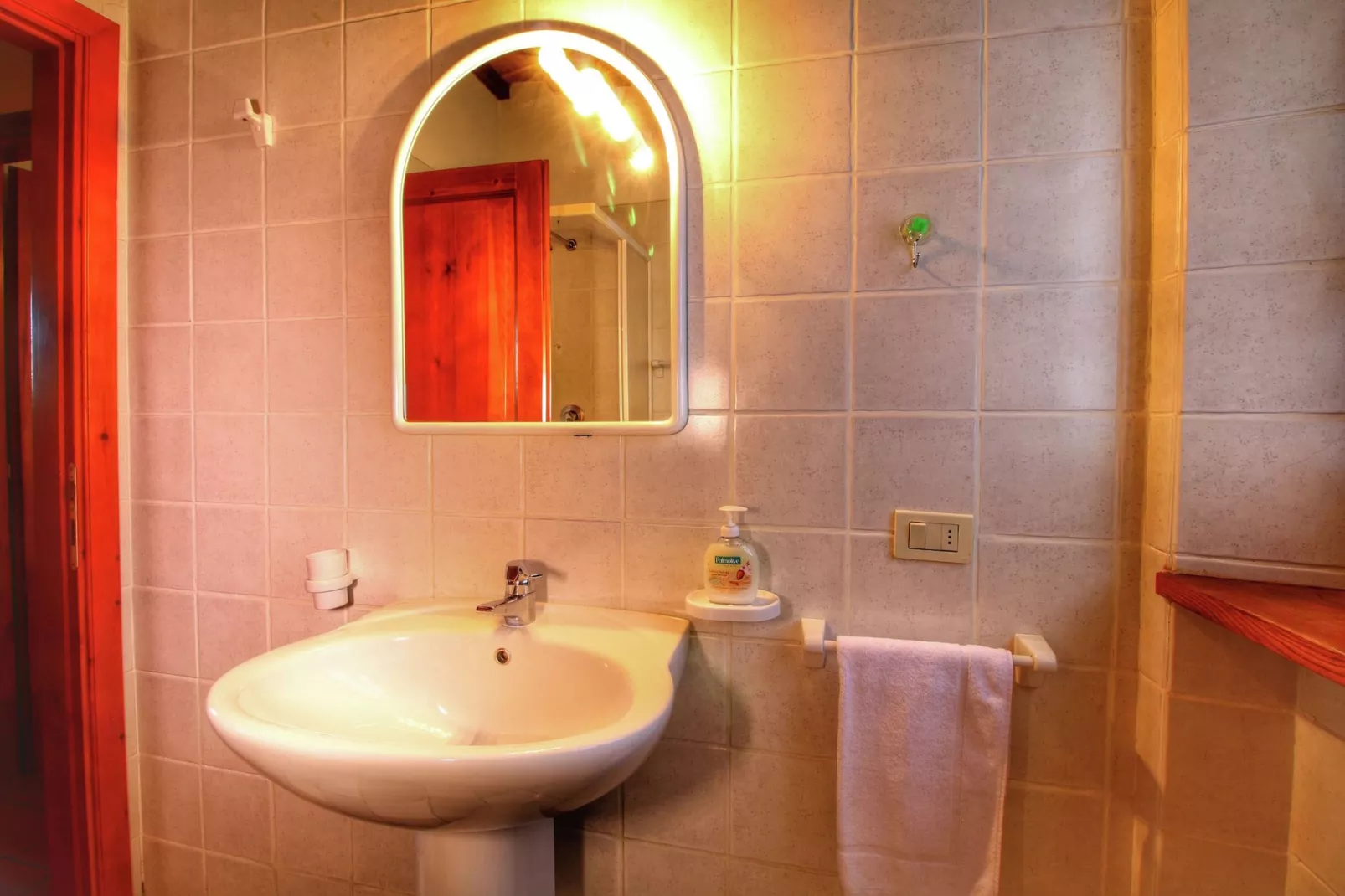 Melograno-Bathroom