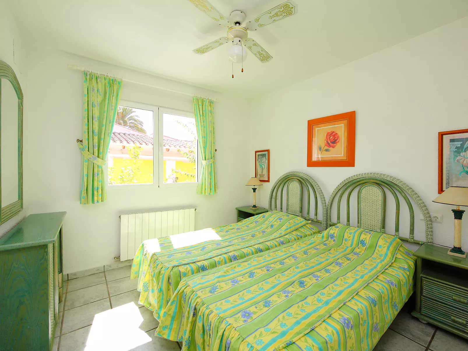 Casa de la Mar-Inside