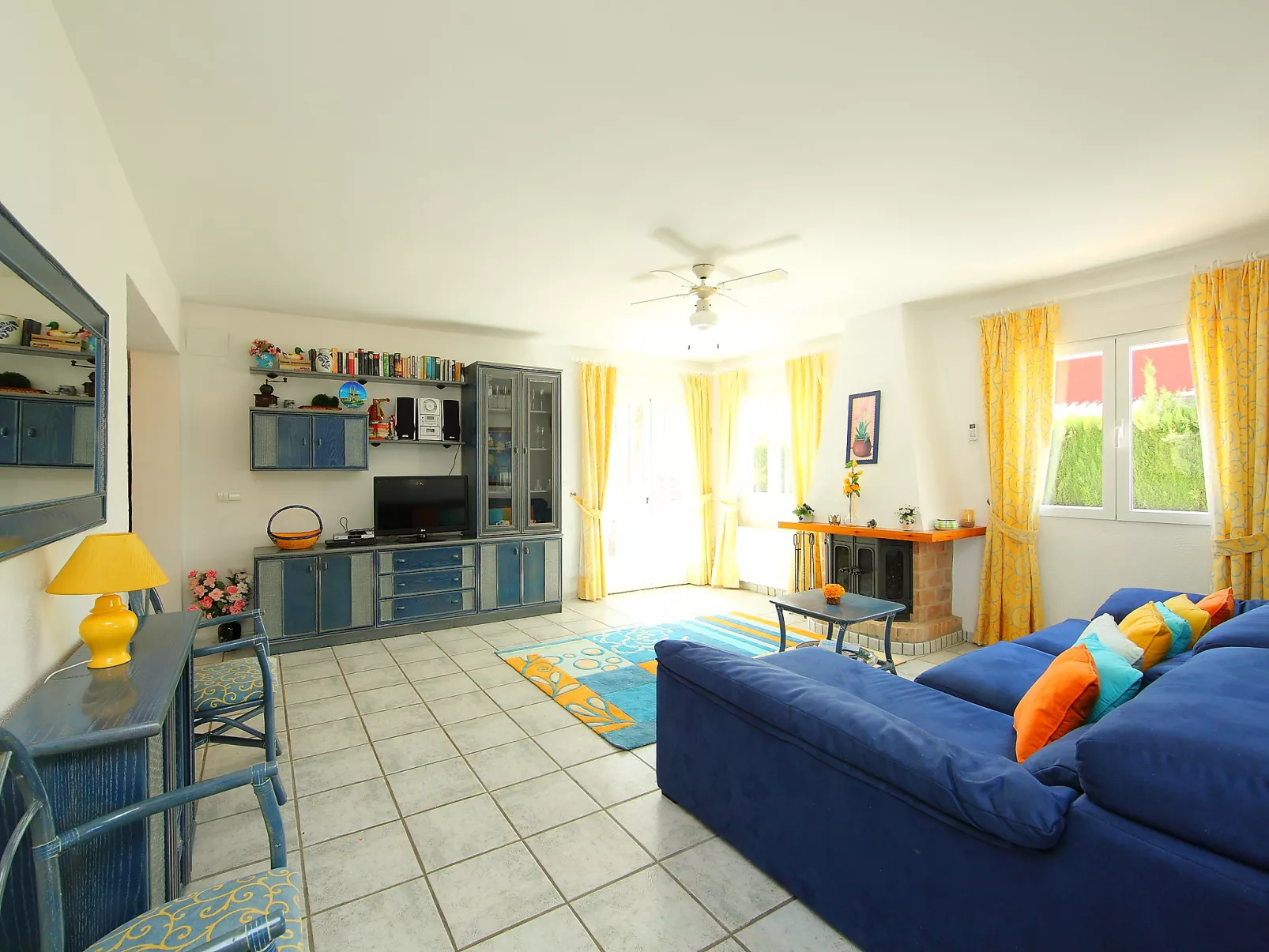 Casa de la Mar-Inside