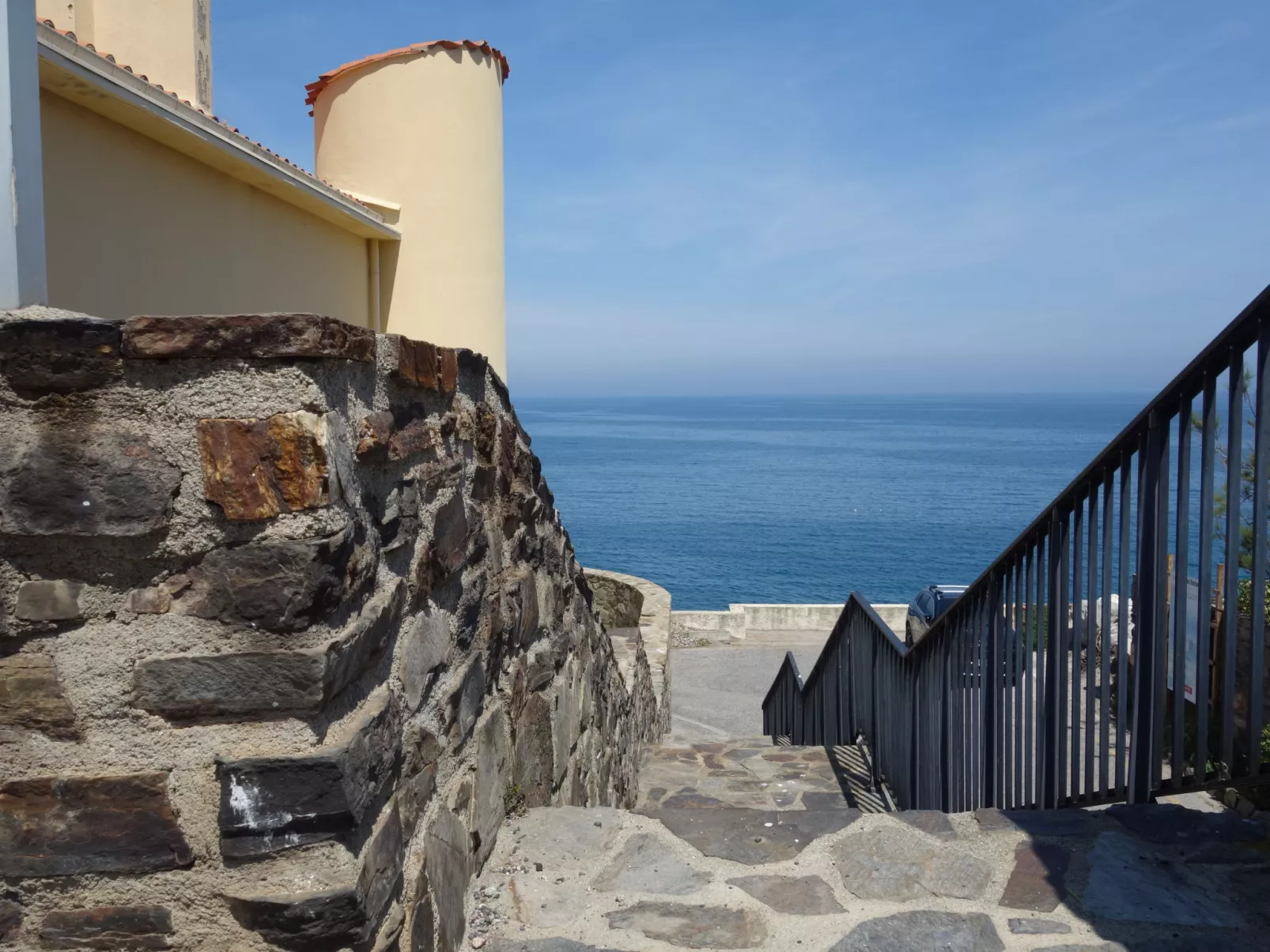 Les Roches Bleues-Outside