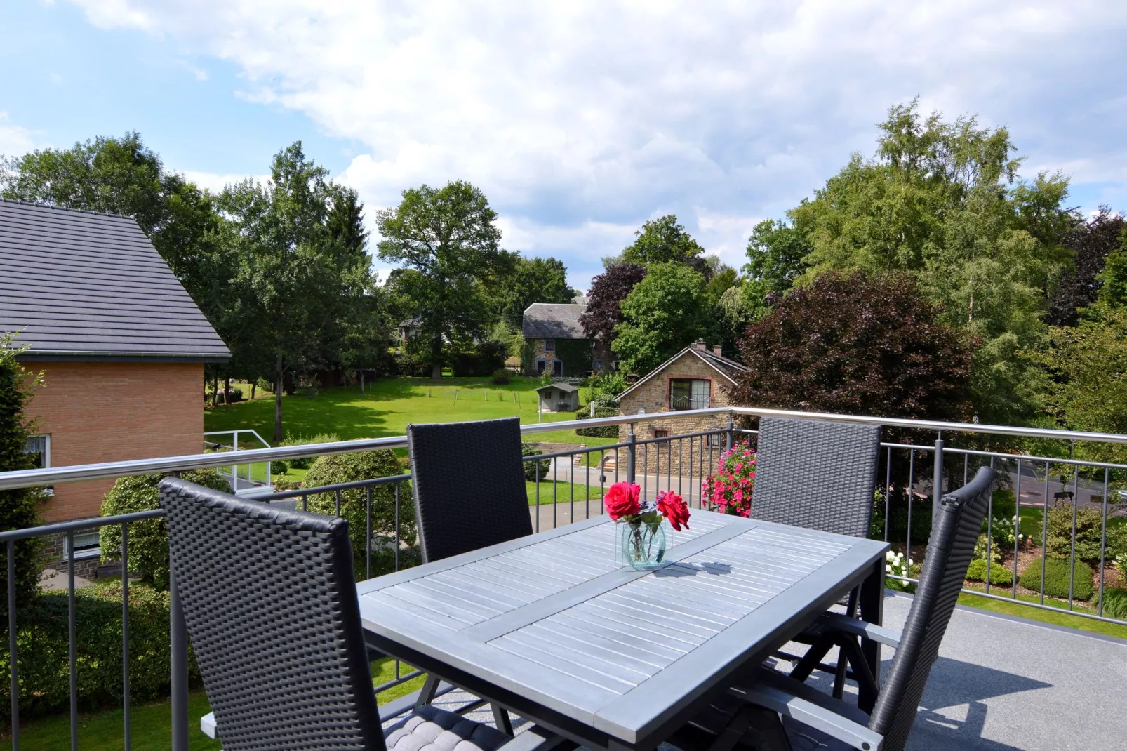 T-Ravel-Balcon-terrasse