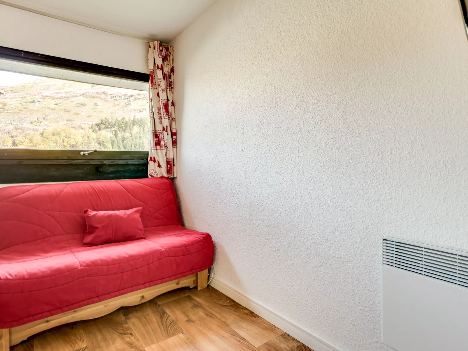 Brelins Les Combes 942-Inside