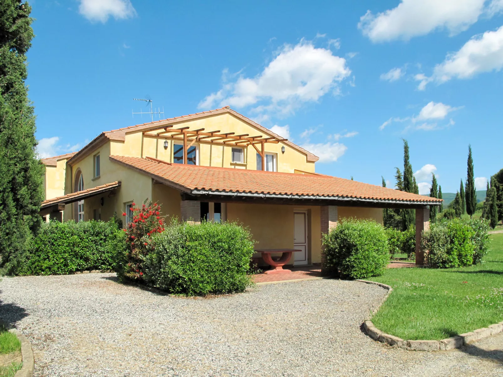 Il Felciaione-Outside