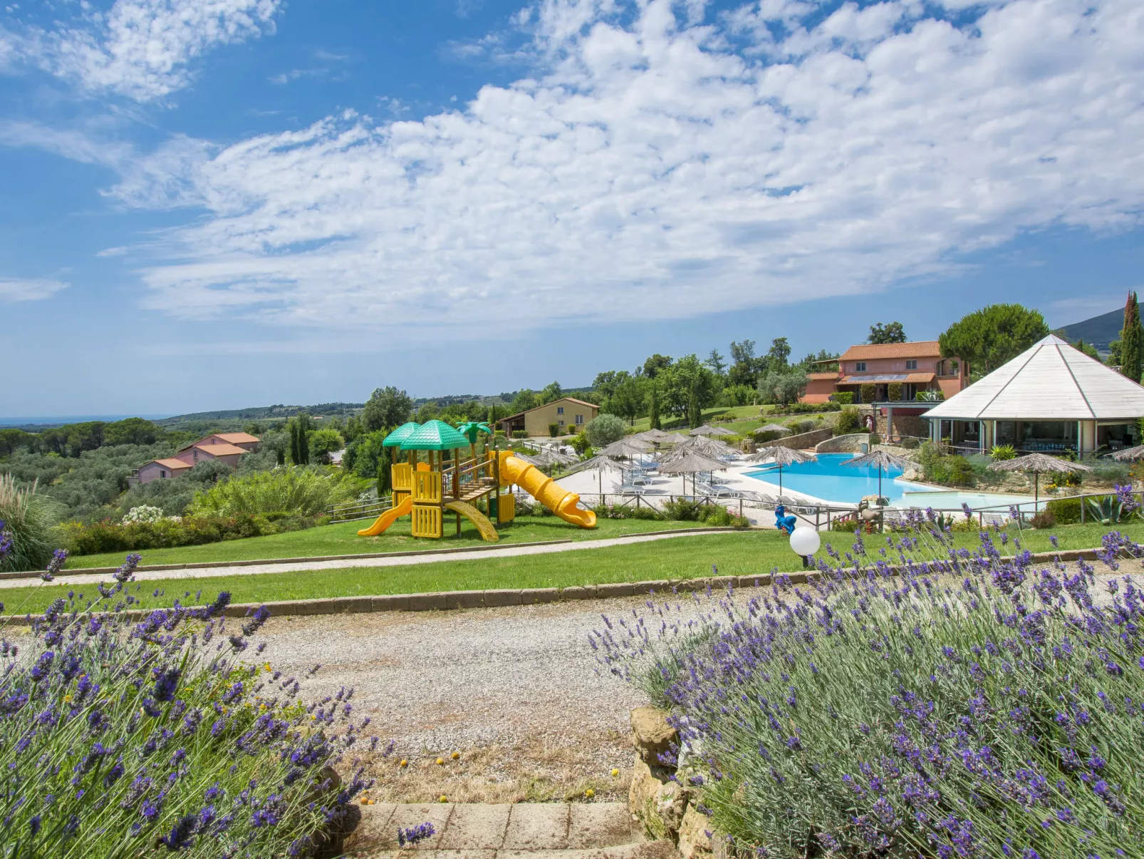 Il Felciaione-Outside