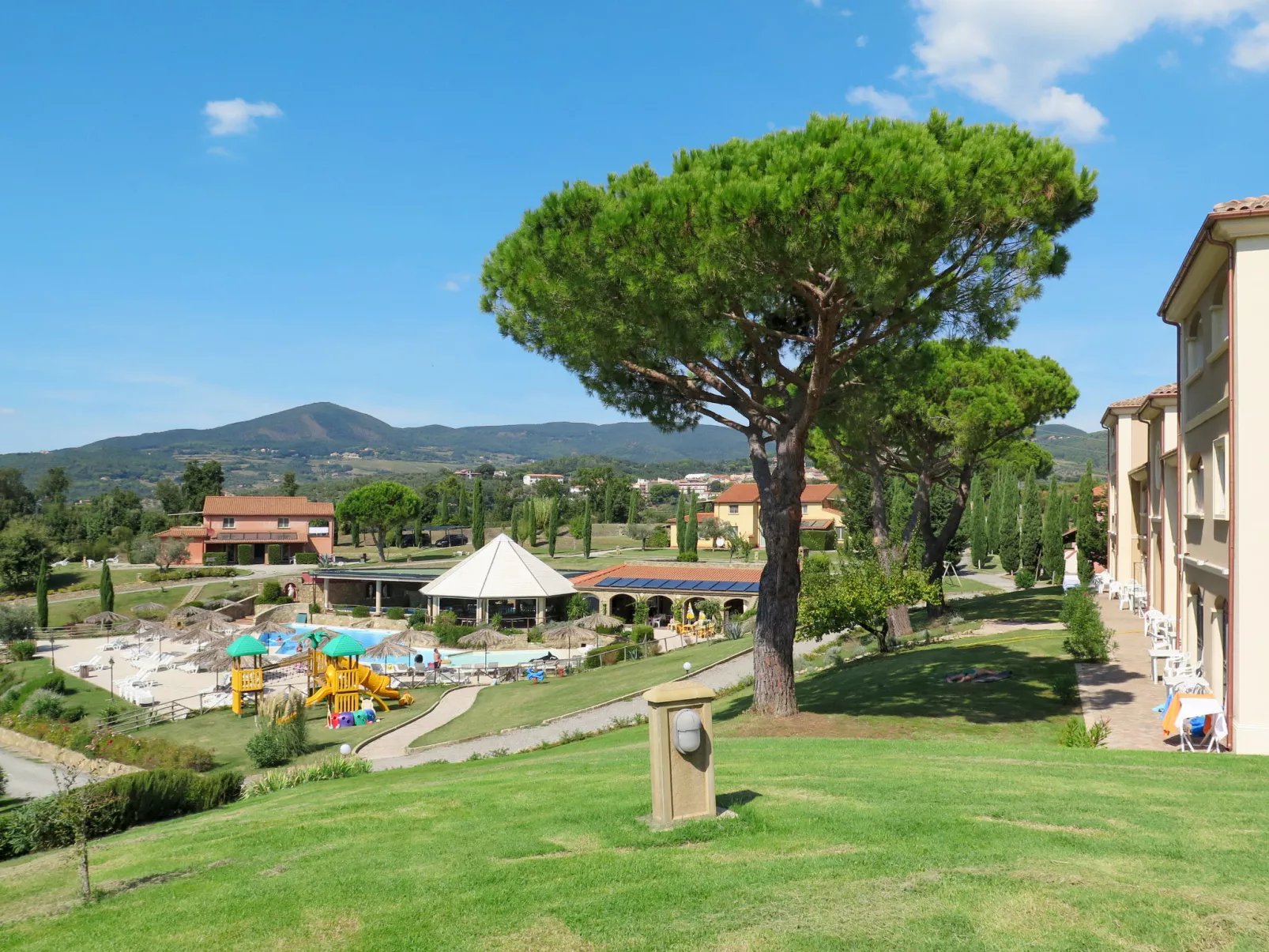 Il Felciaione-Outside