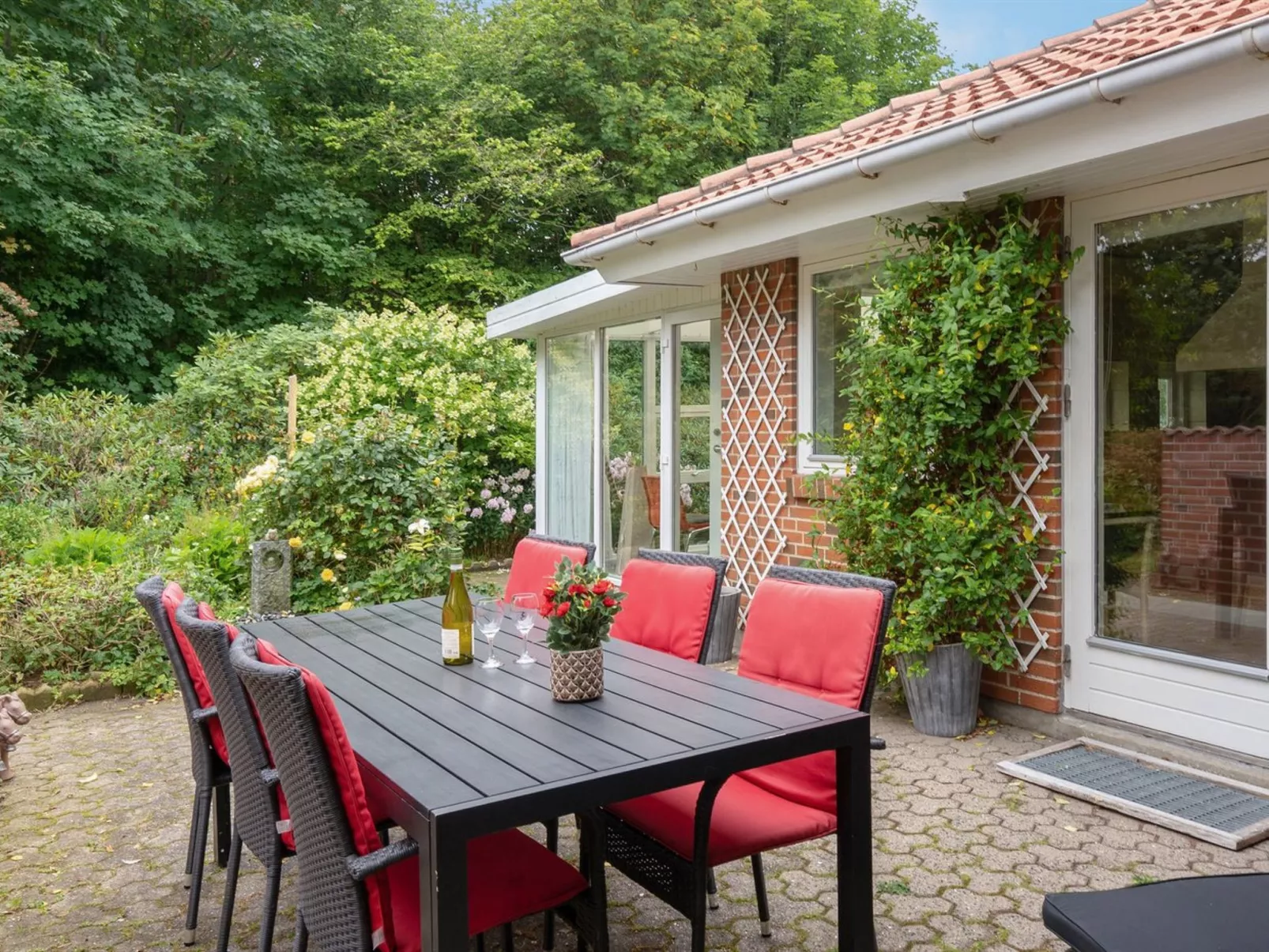 "Maksimilian" - 1.5km from the sea-Outside