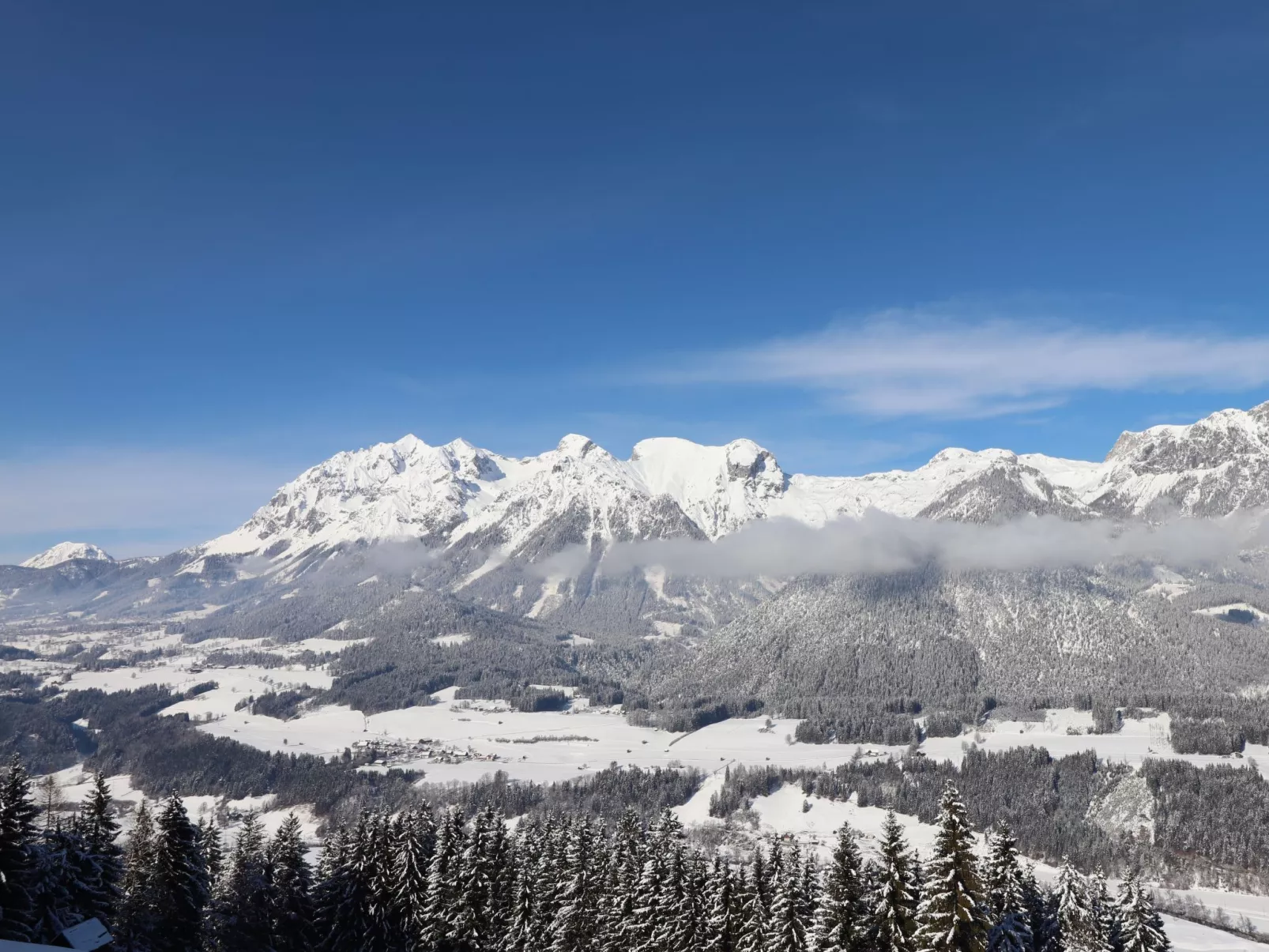 Dachsteingasse-Draußen